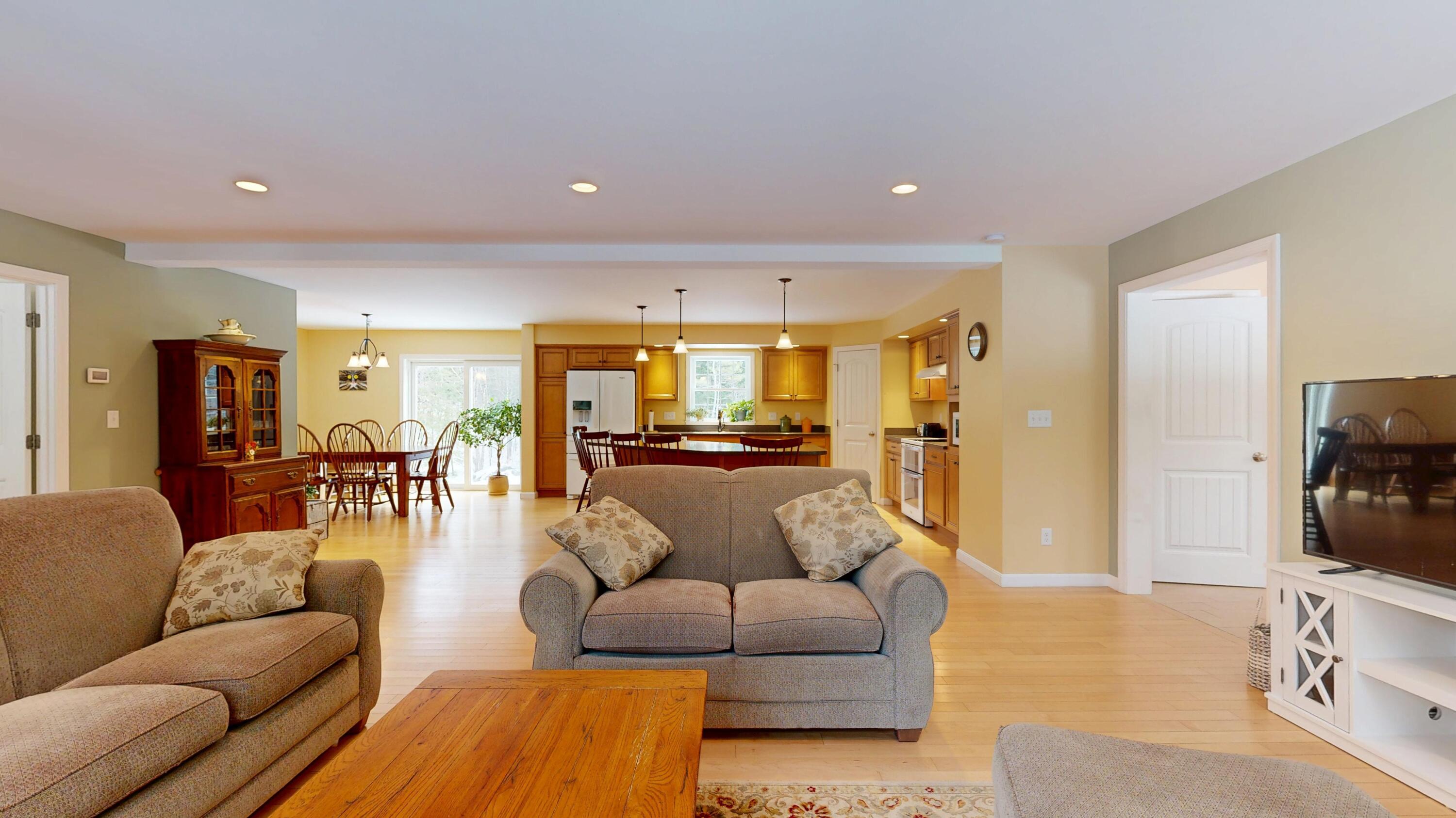 141 Bradbury Road, Lewiston, ME, 04240