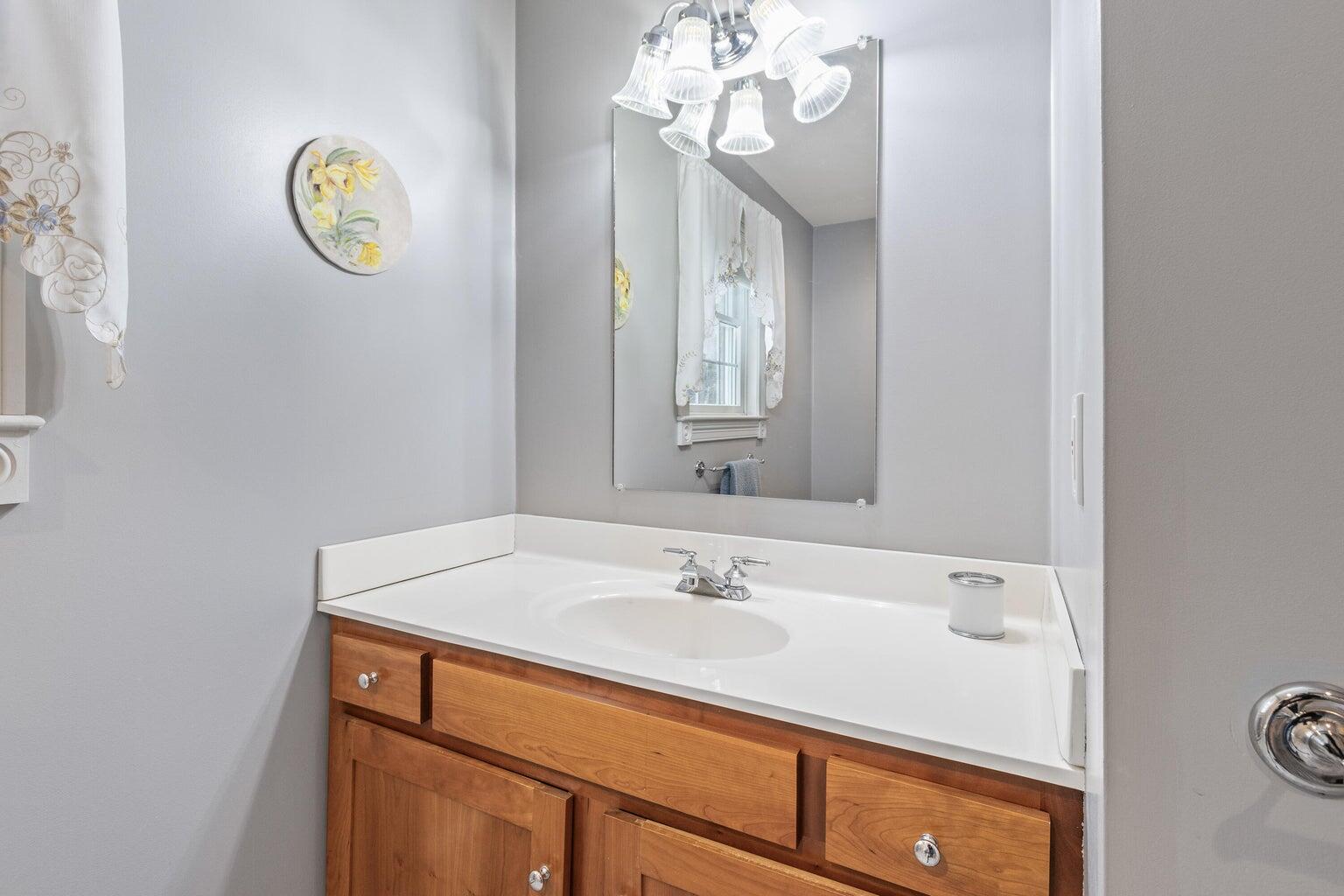 51 Old Field Road, Yarmouth, ME, 04096