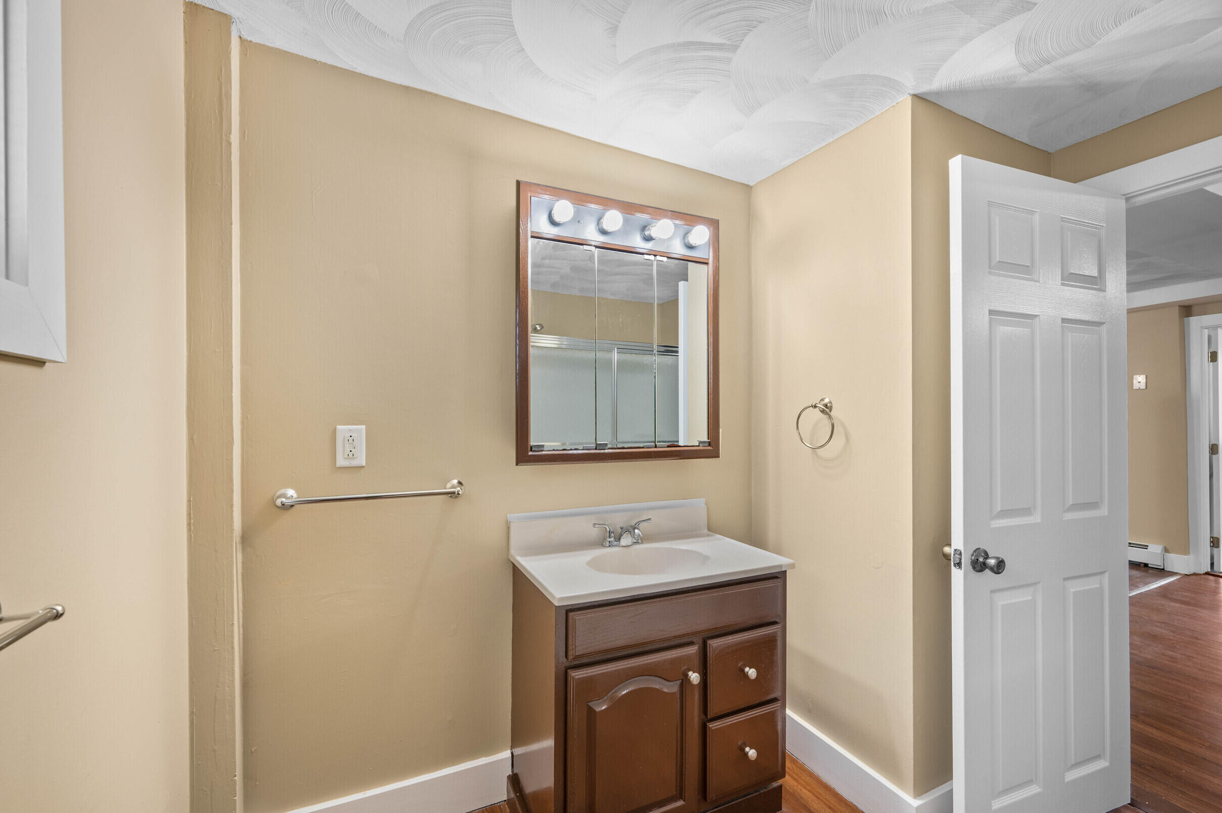 15 Jefferson Street, Augusta, ME, 04330