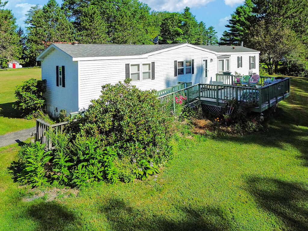 41 Milkweed Lane, Sidney, ME, 04330