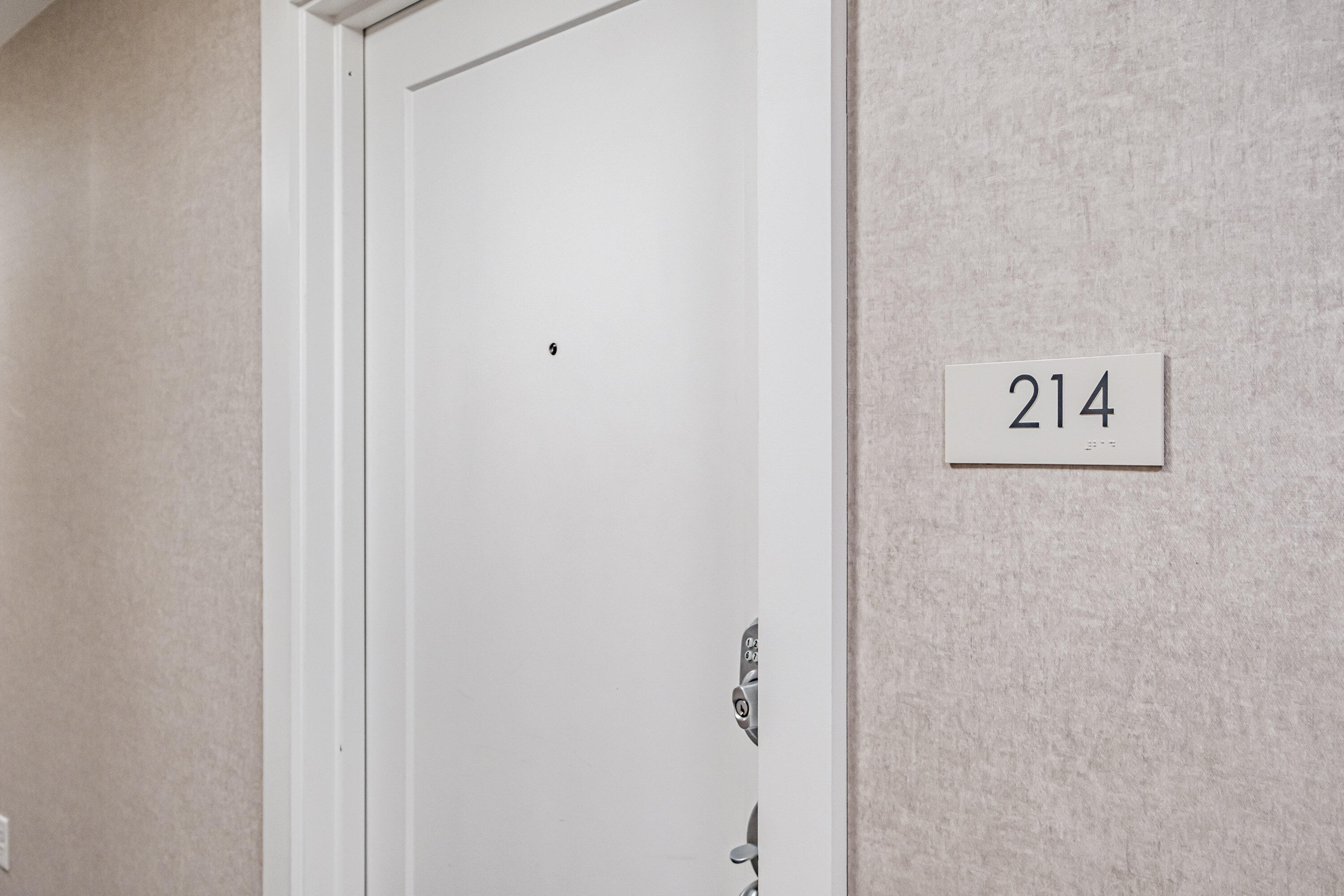 25 High Street UNIT 214, Portland, ME, 04101