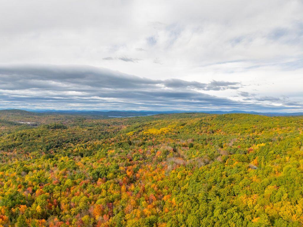 192 Mountain Road, Raymond, ME, 04071