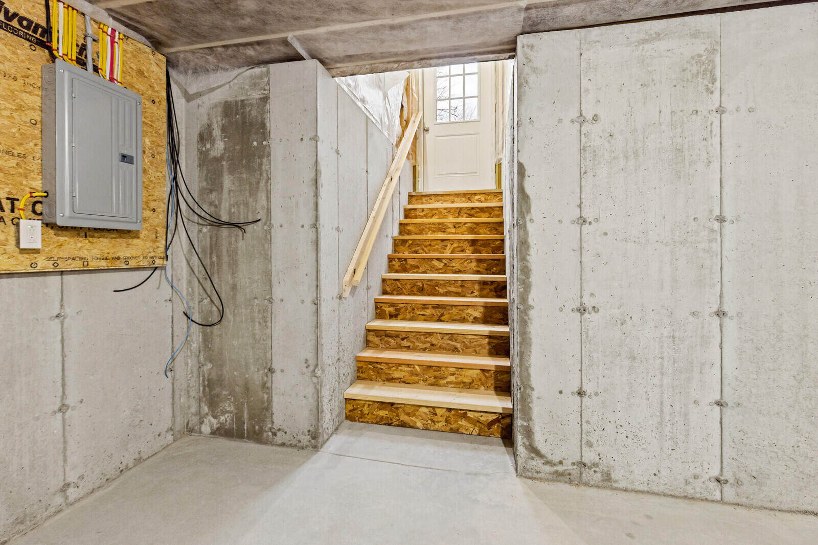 27 Pleasant Road, Sidney, ME, 04330