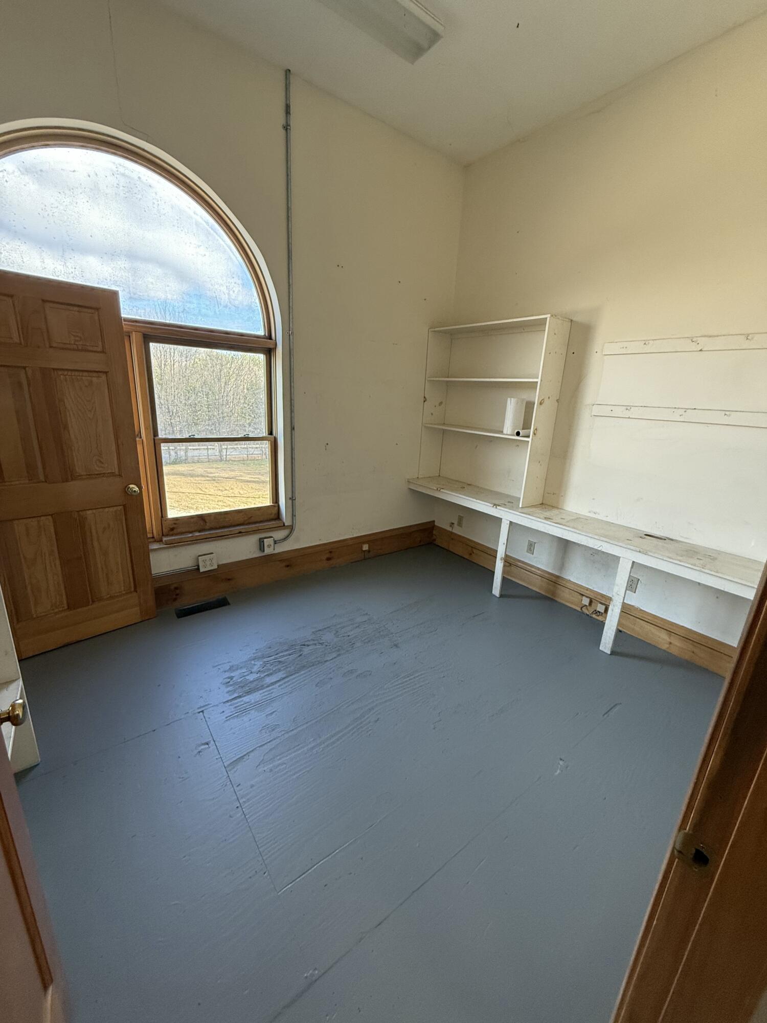 783 Auburn Road, Peru, ME, 04290