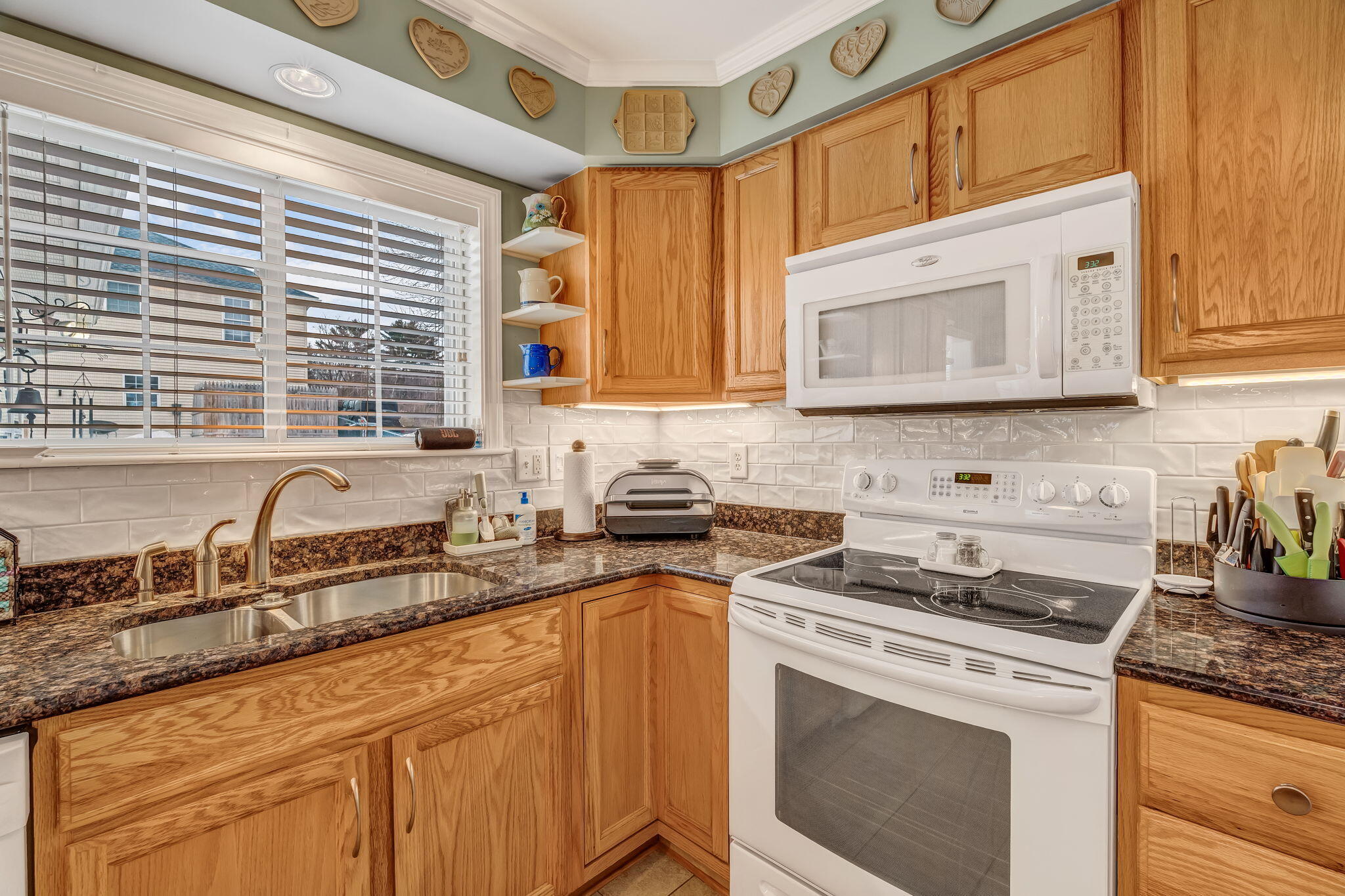 30 Bowdoin Drive, Brewer, ME, 04412