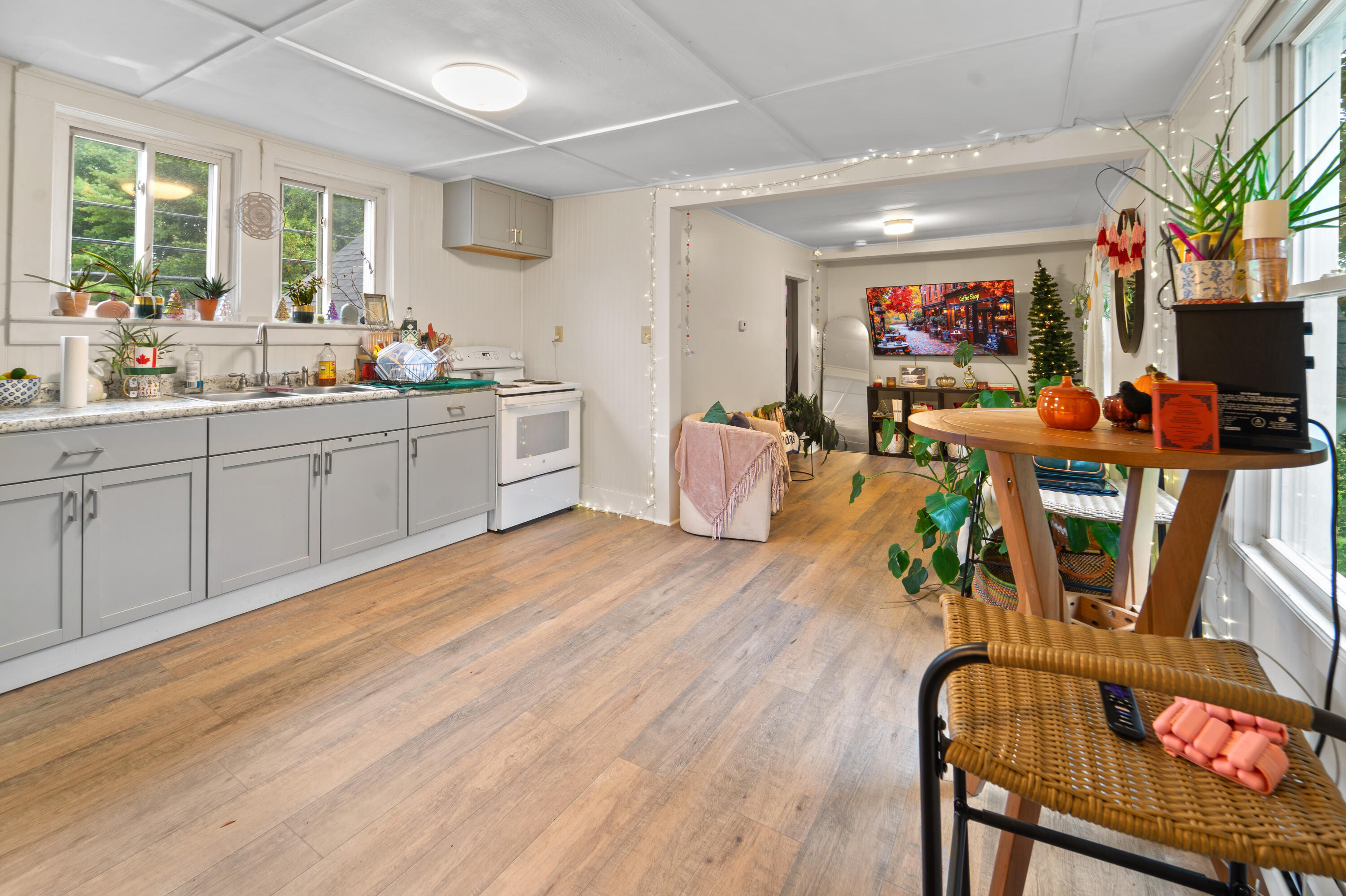 916 Main Street, Old Town, ME, 04468