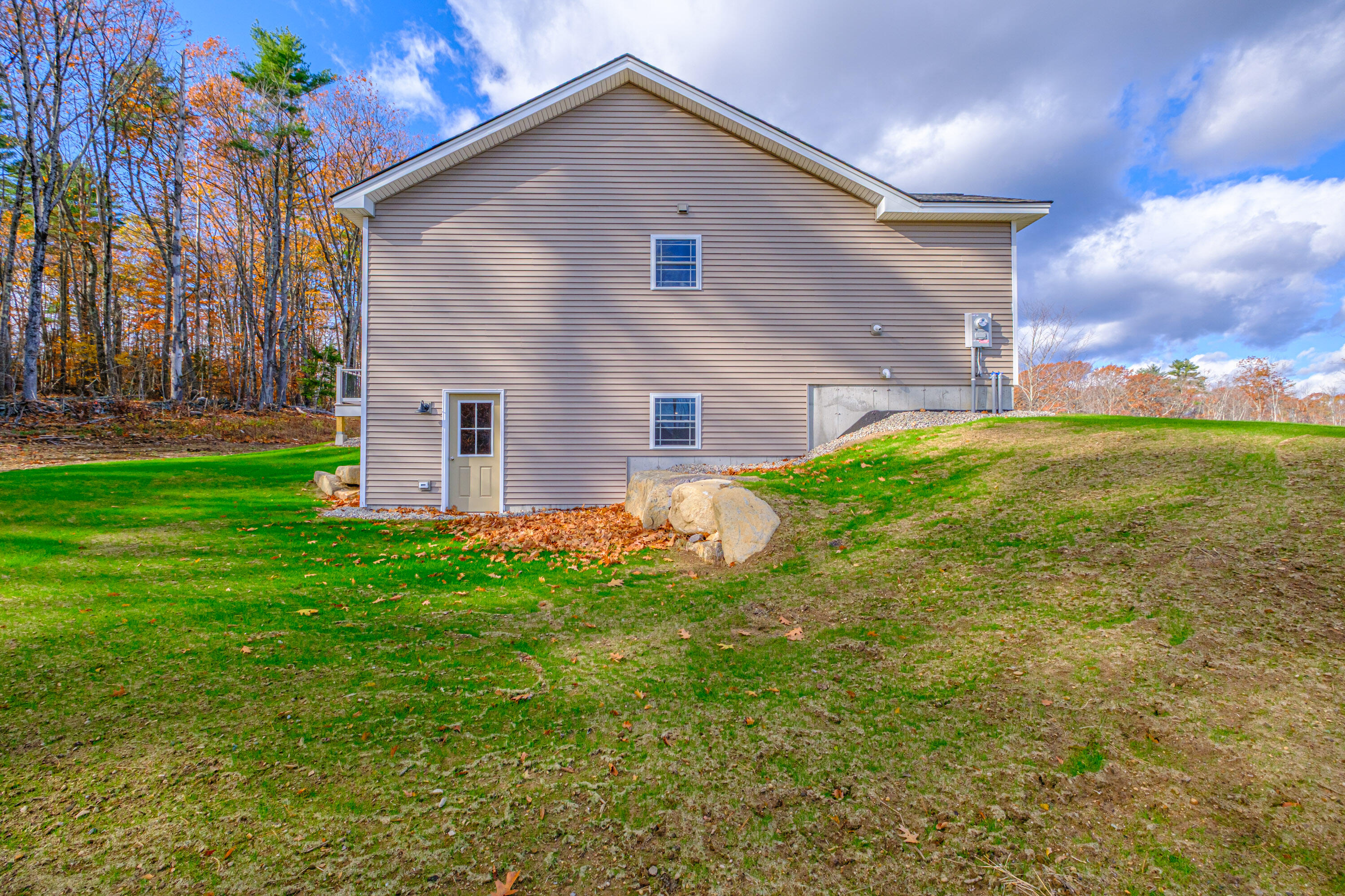 33 Woodbrey Lane, Standish, ME, 04084
