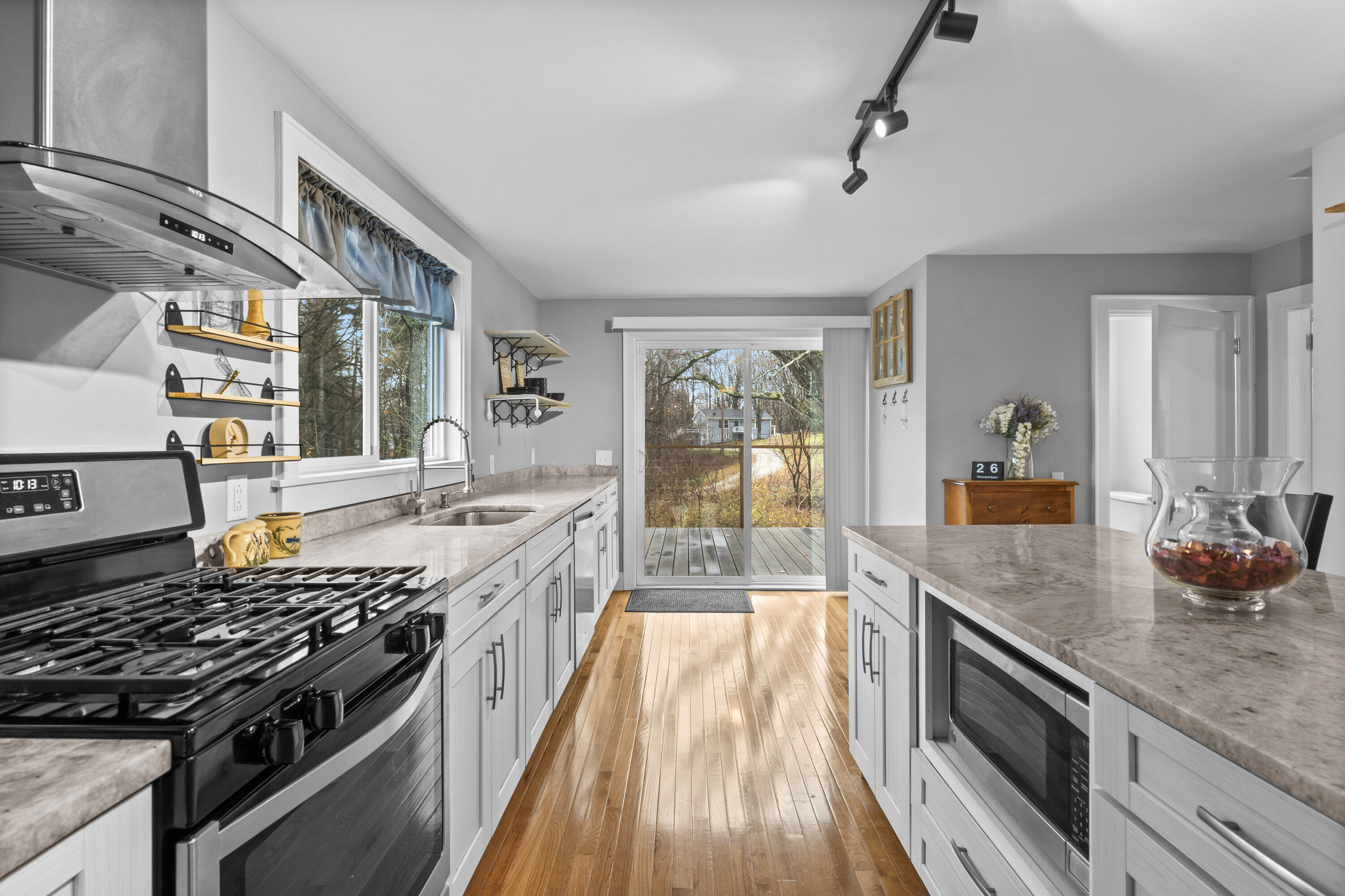 28 Ossipee Trail W