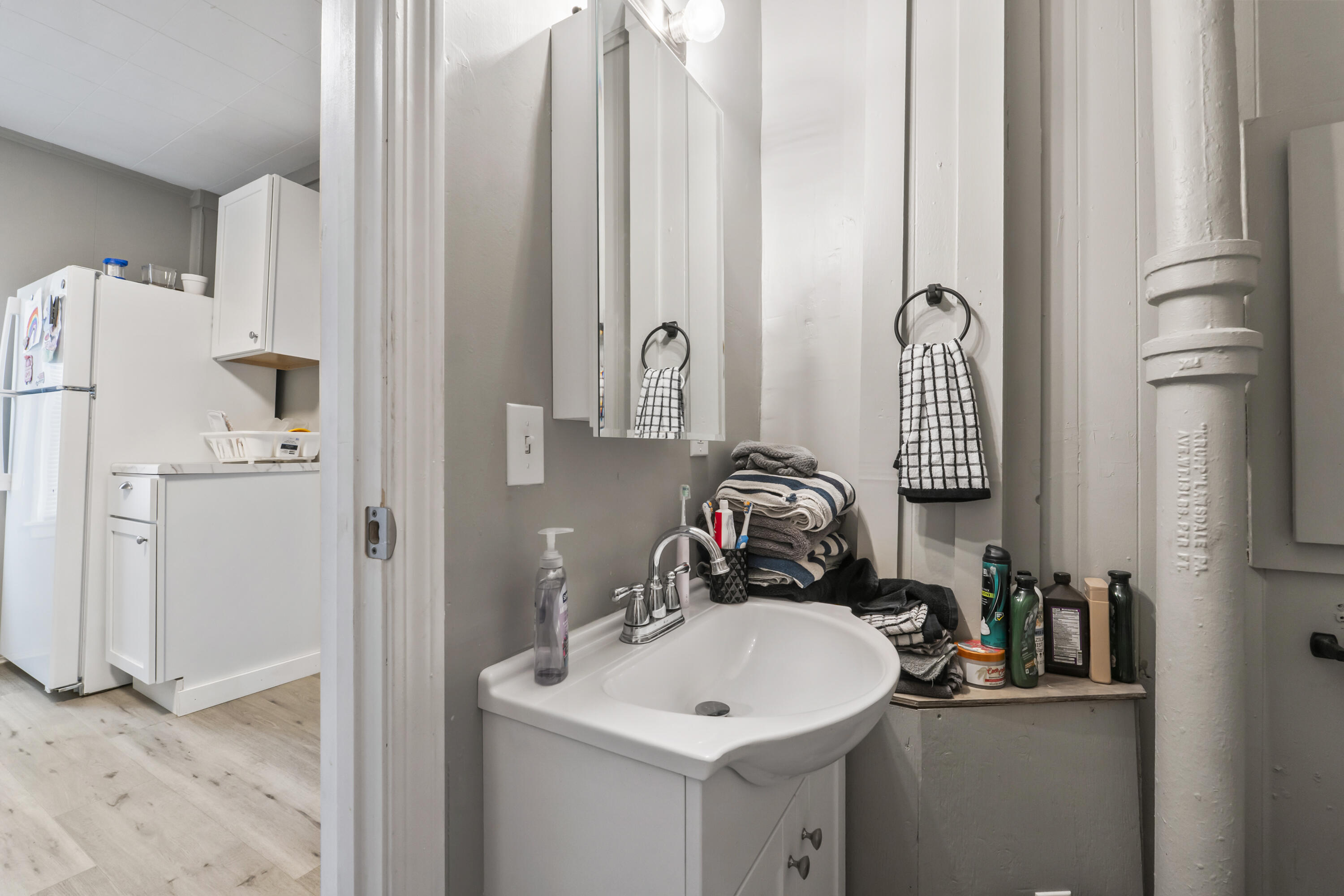 16 Main Street, Topsham, ME, 04086