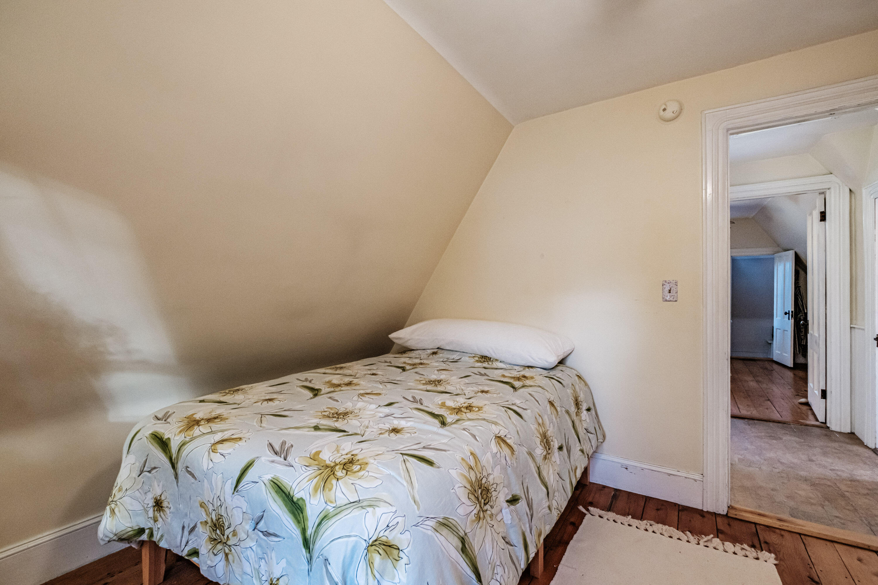 10 Whitehall Avenue, South Portland, ME, 04106