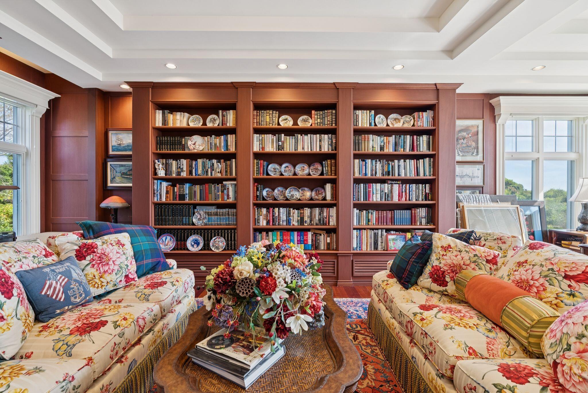 17 Seaview Avenue, Kennebunkport, ME, 04046