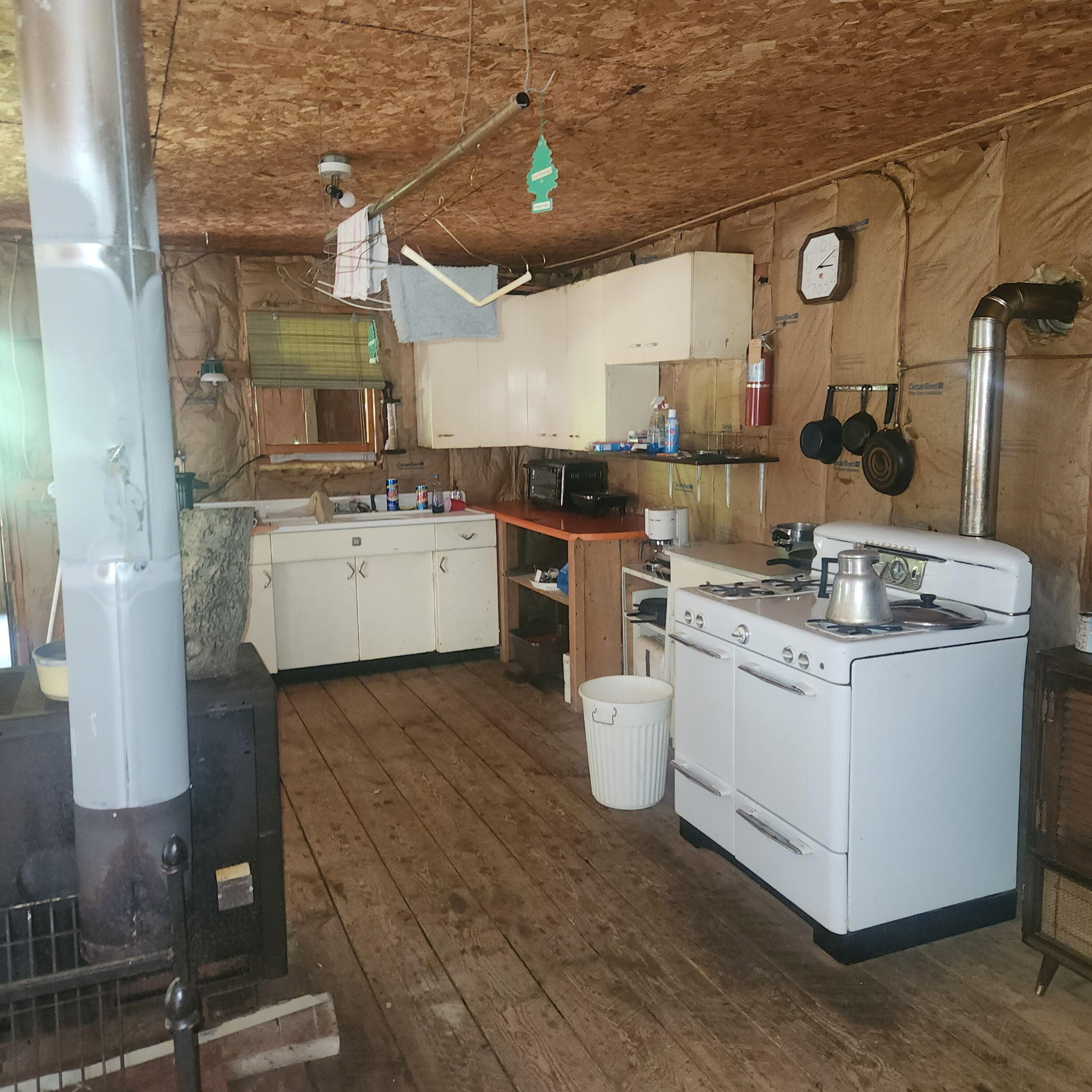 279 East Branch Road, Seboeis Plt, ME, 04448