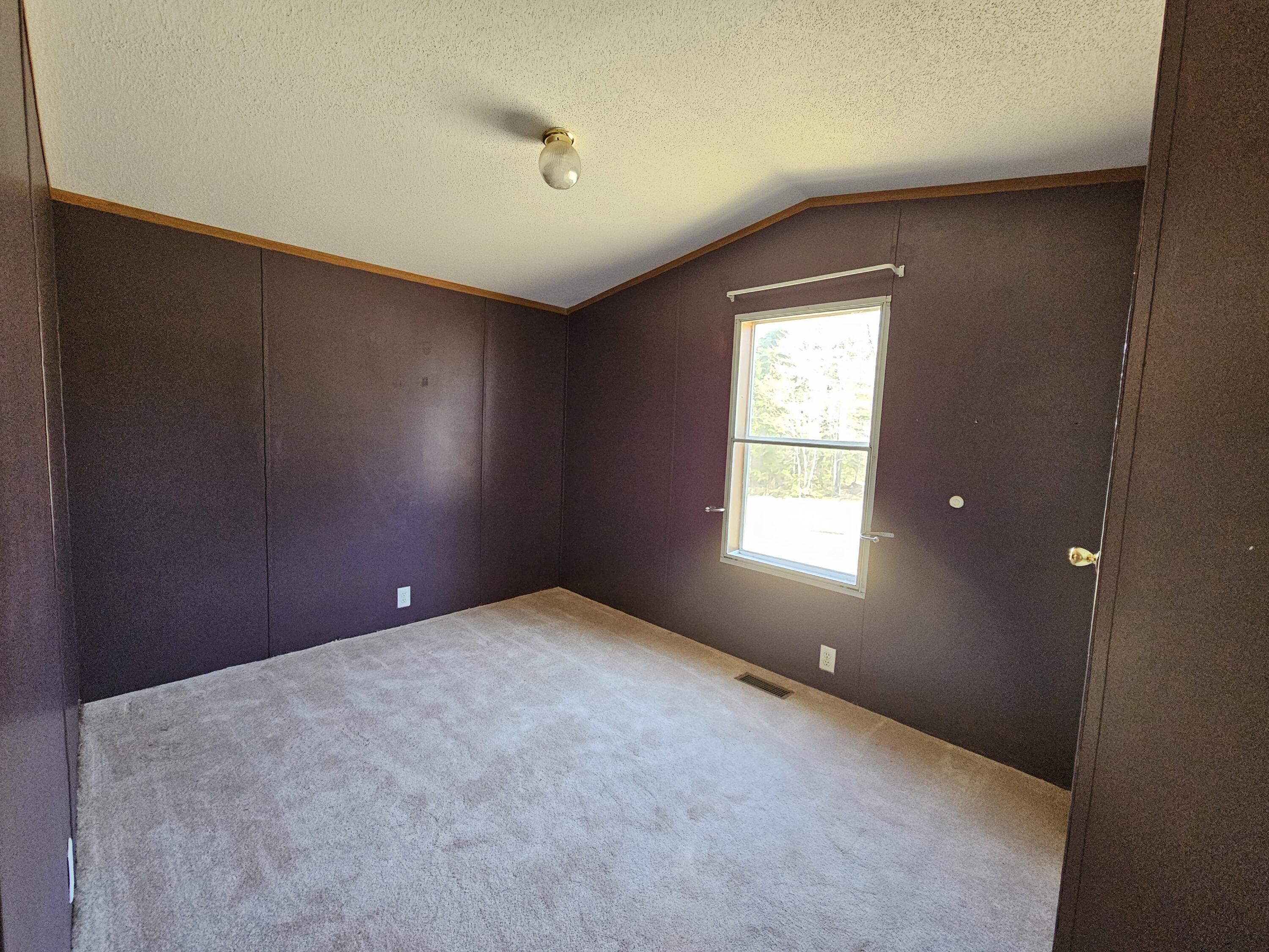 115 Penney Lane, Bradley, ME, 04411