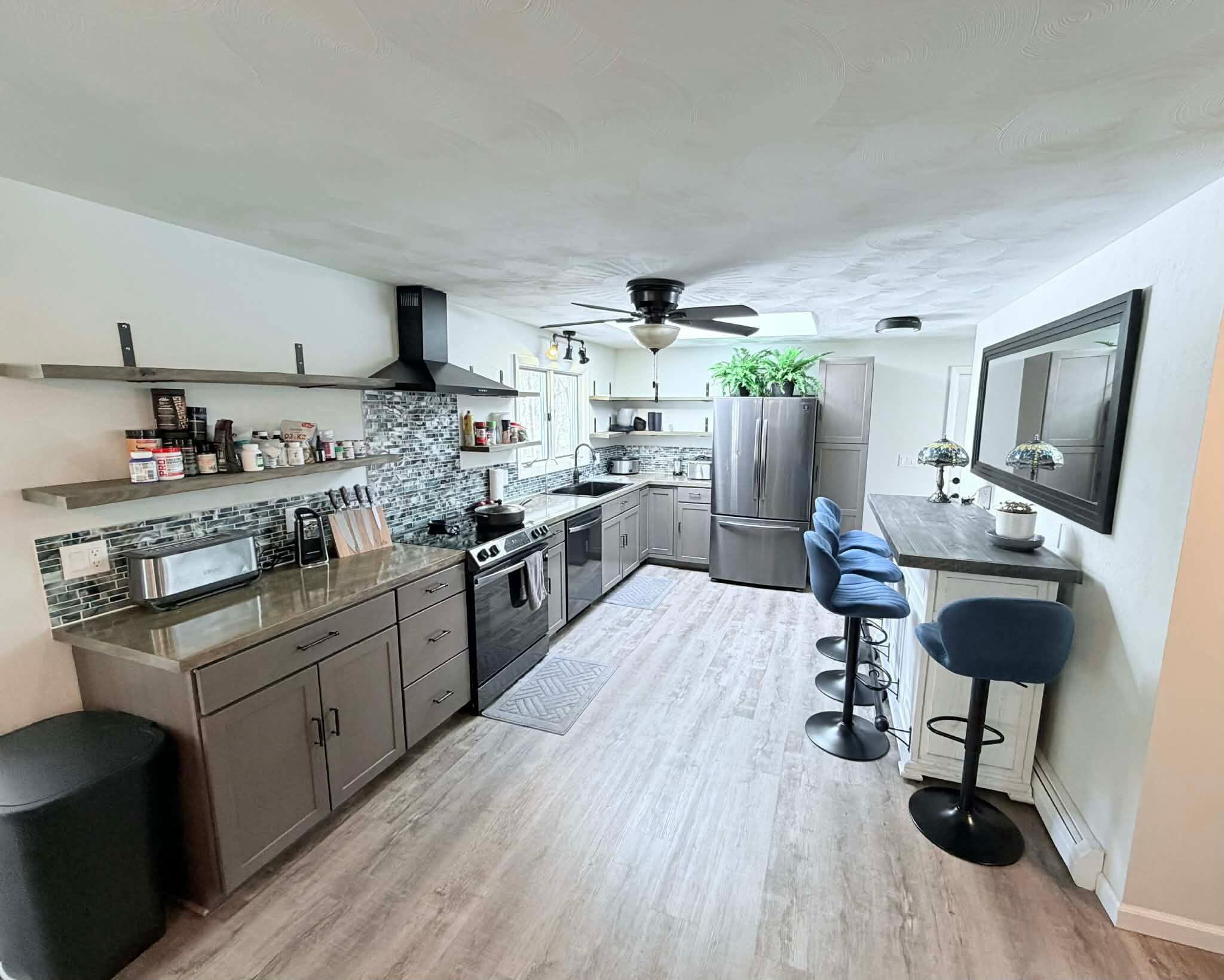 18 Martin Heights, Raymond, ME, 04071