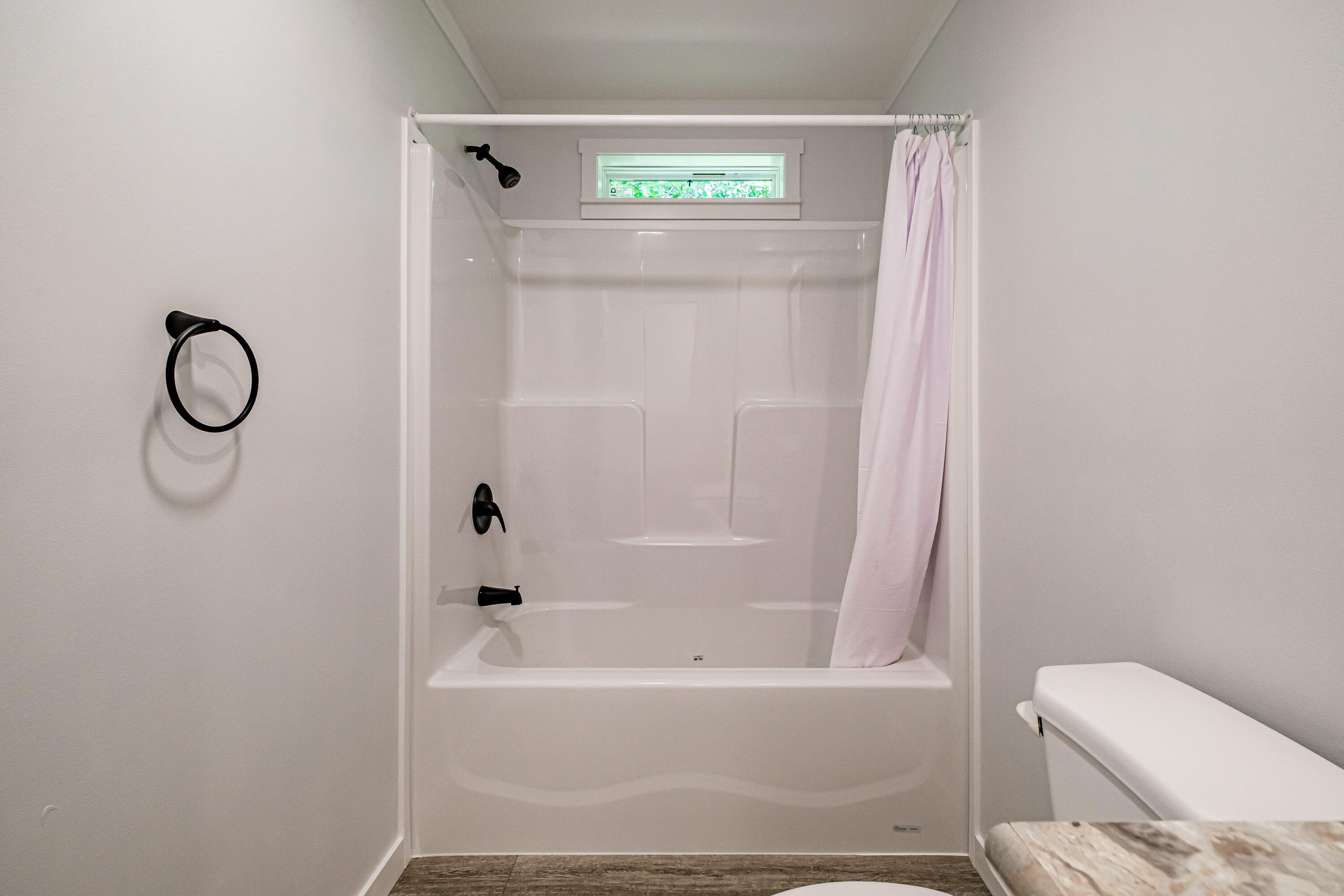 6 Laurik Lane, Naples, ME, 04055