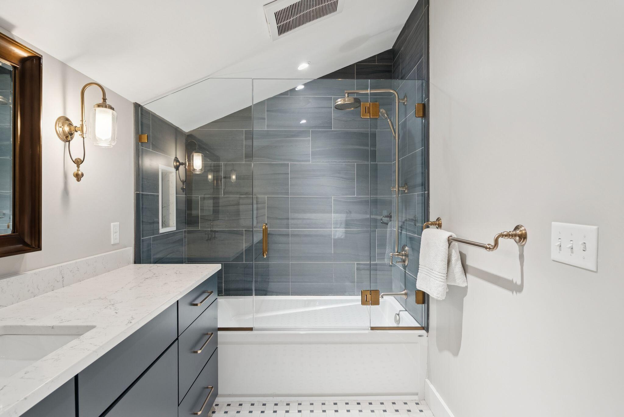 440 Blackstrap Road, Falmouth, ME, 04105