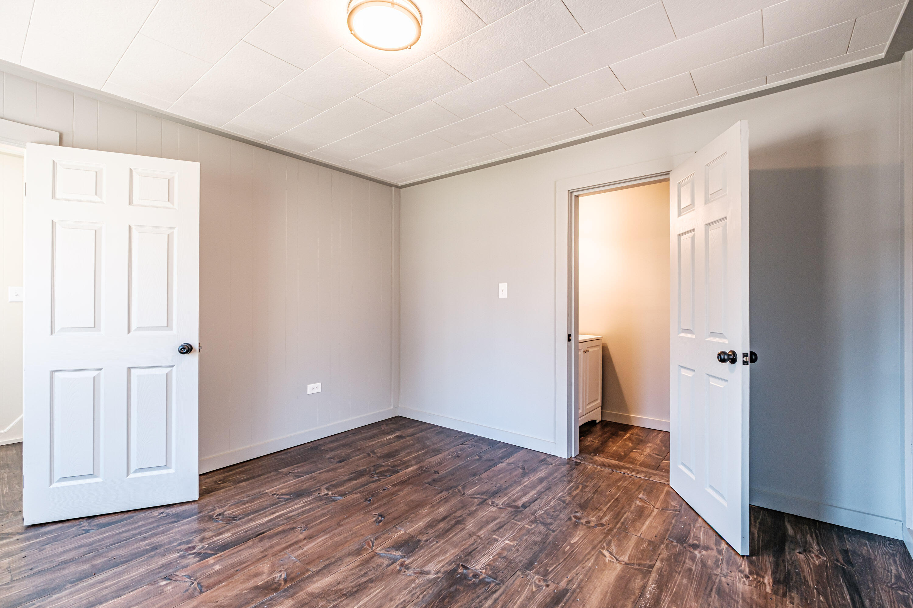 605 Hebron Road, Paris, ME, 04281