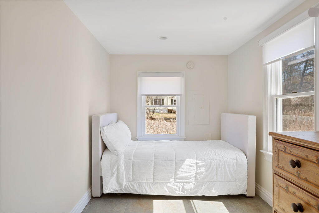 189 Western Avenue, Kennebunk, ME, 04043