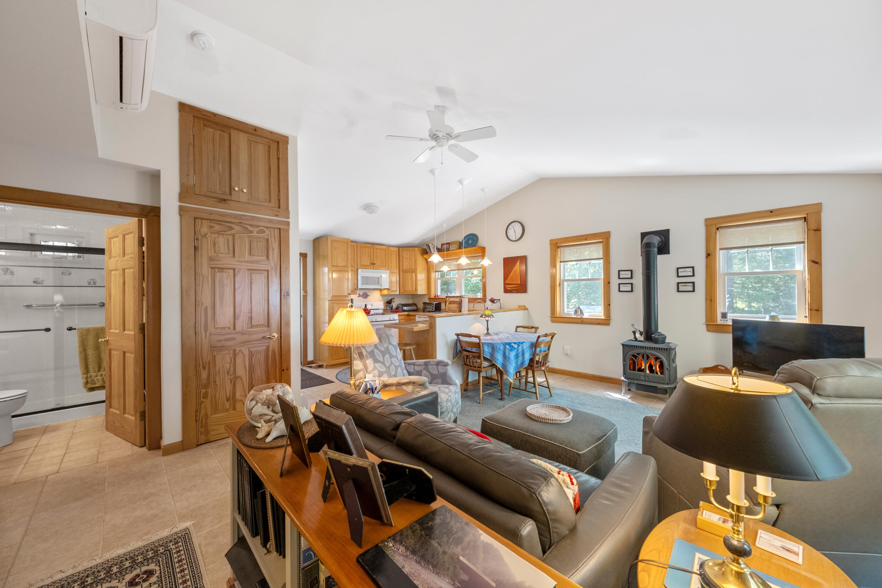 33 Rockinghorse Lane, Saint George, ME, 04859