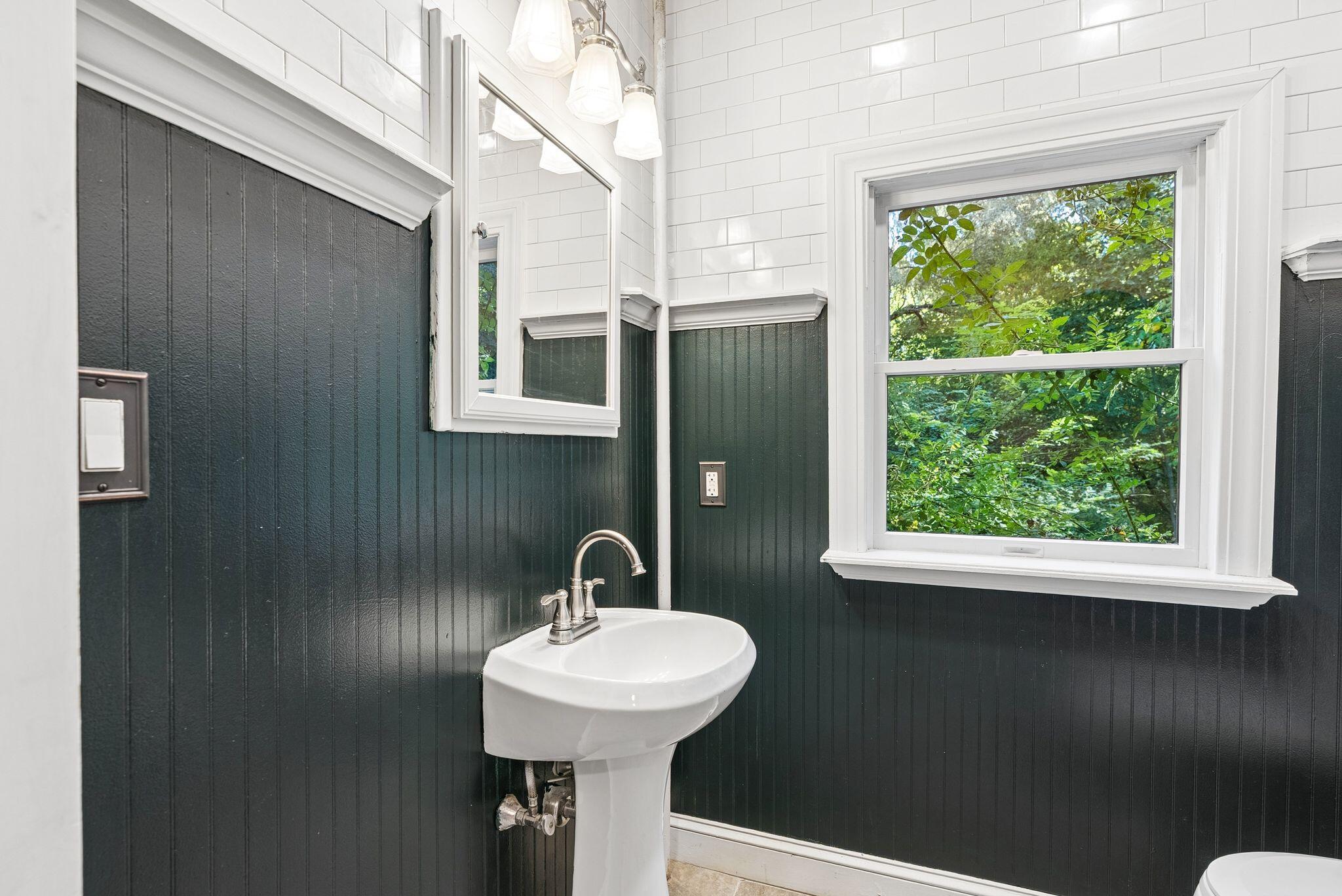 48 W Kidder Street, Portland, ME 04103 Half bath/1st floor