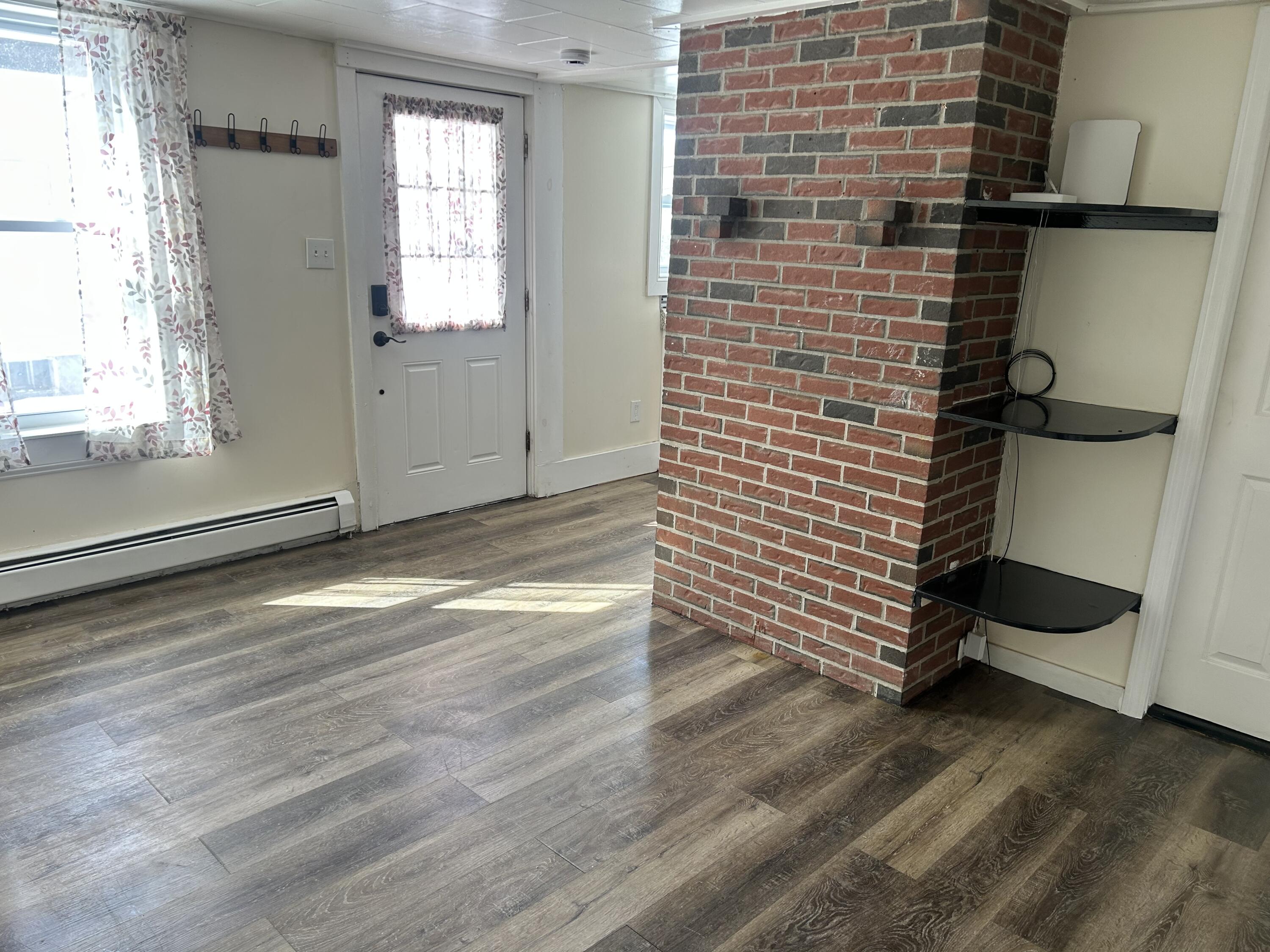 7 Washington Street, Augusta, ME, 04330