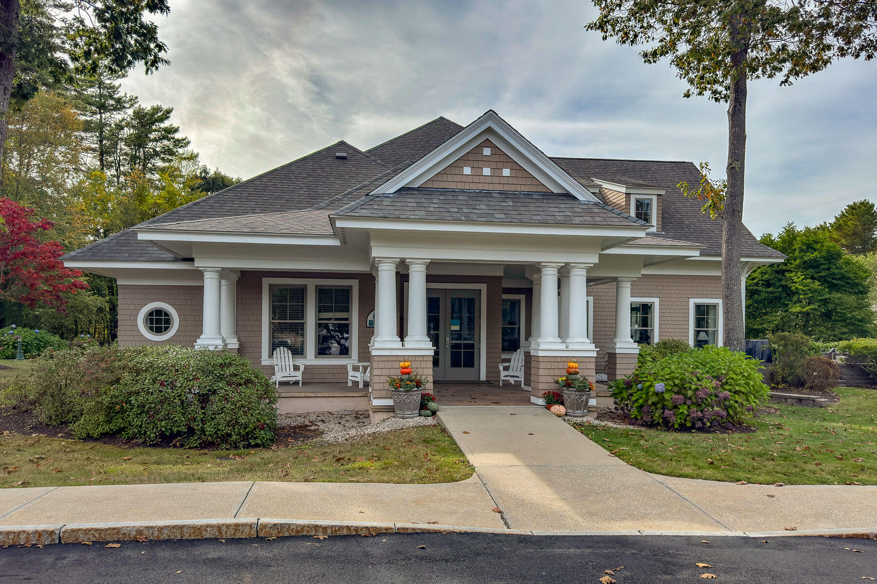 100 Shepards Cove Road UNIT F204, Kittery, ME, 03904