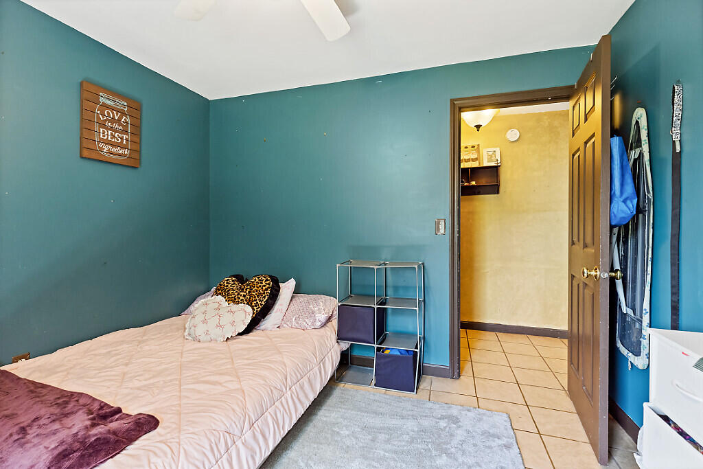 29 3rd bedroom