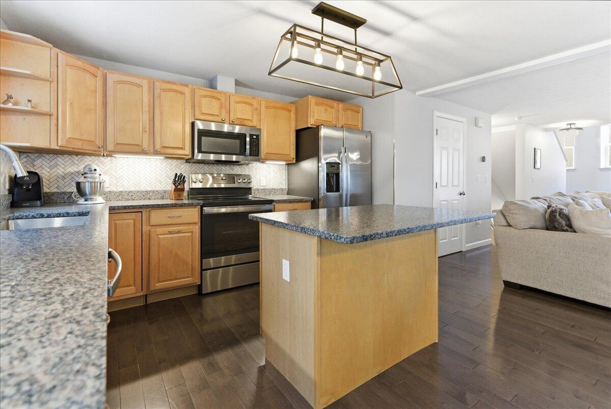 135 Vernon Street UNIT 8B, Bethel, ME, 04217