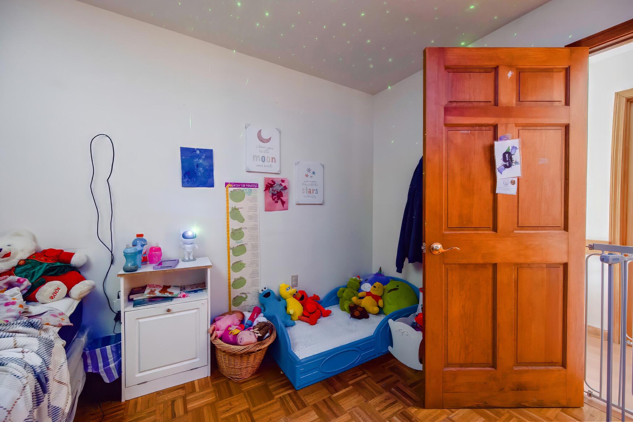 913 Essex Street, Bangor, ME, 04401