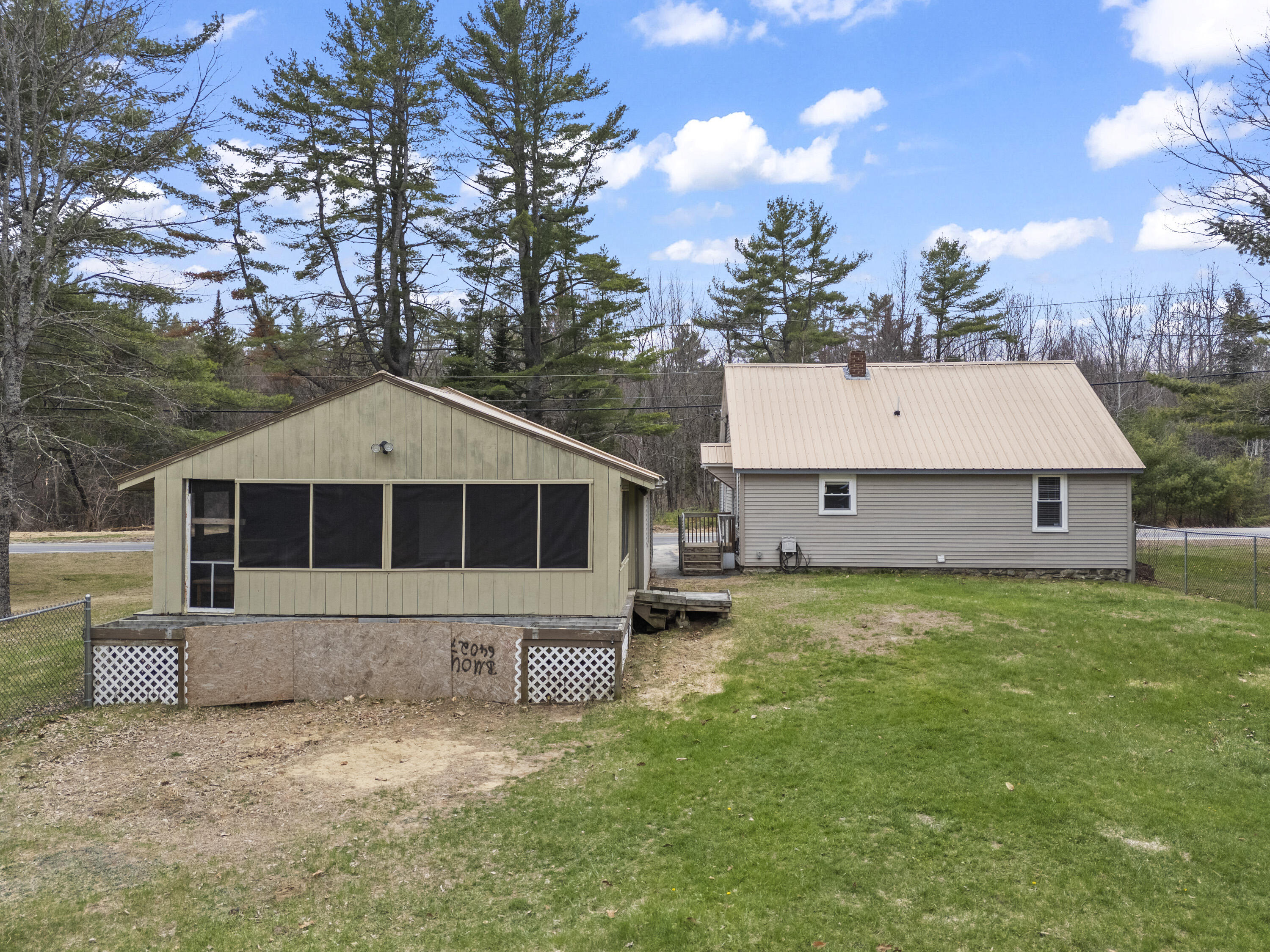 133 Main Street, Sumner, ME, 04292