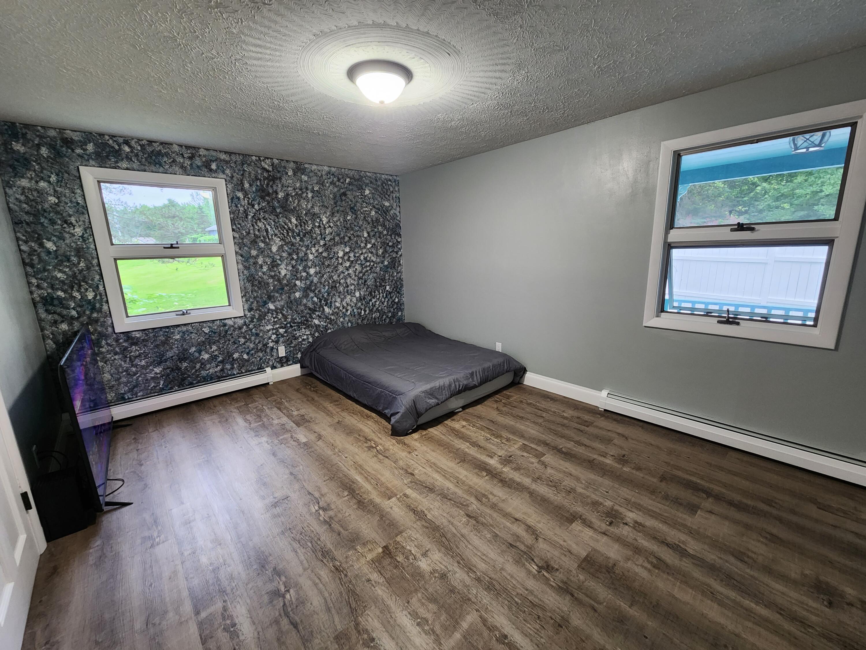 18 Martin Heights, Raymond, ME, 04071