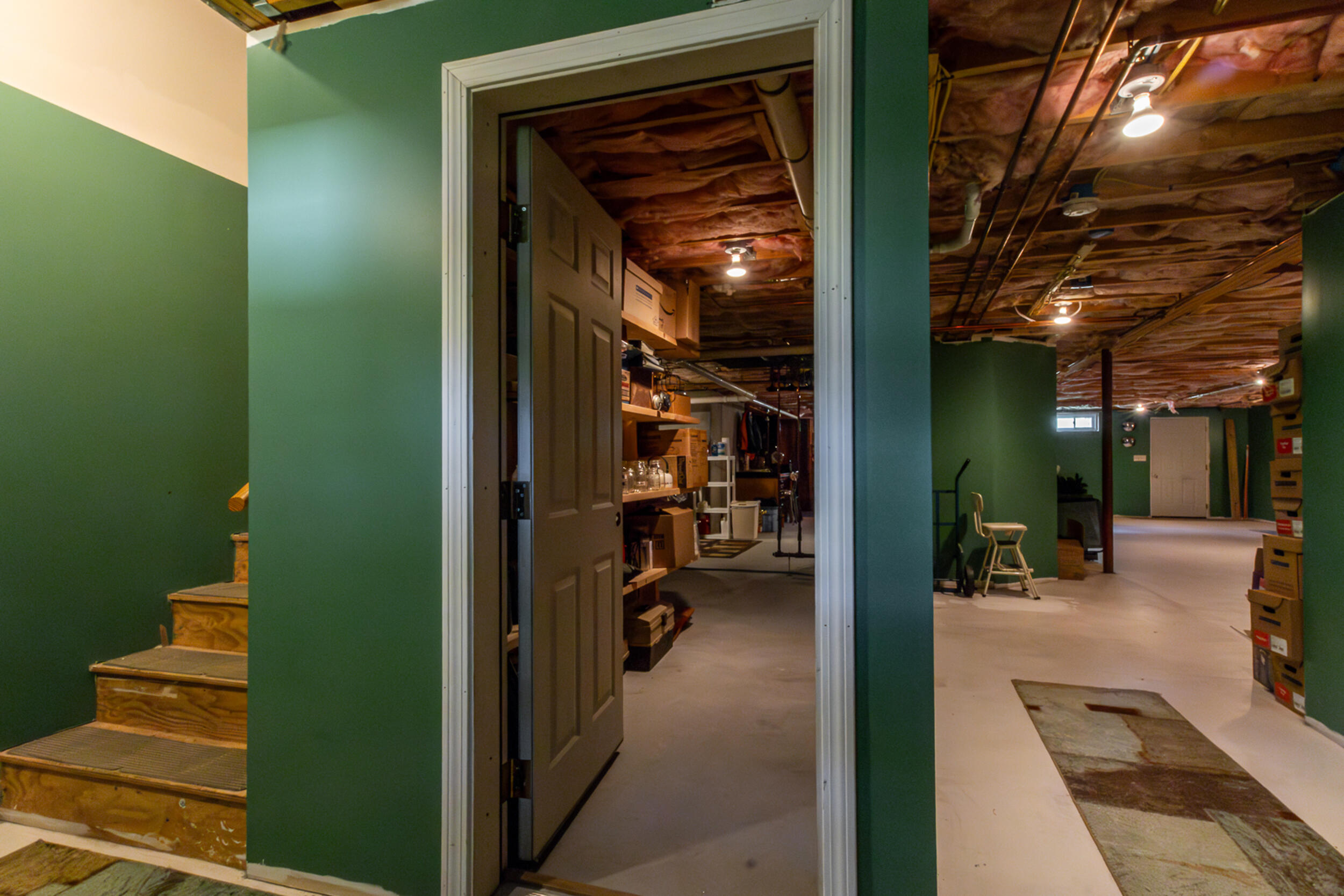 60 Diamond basement