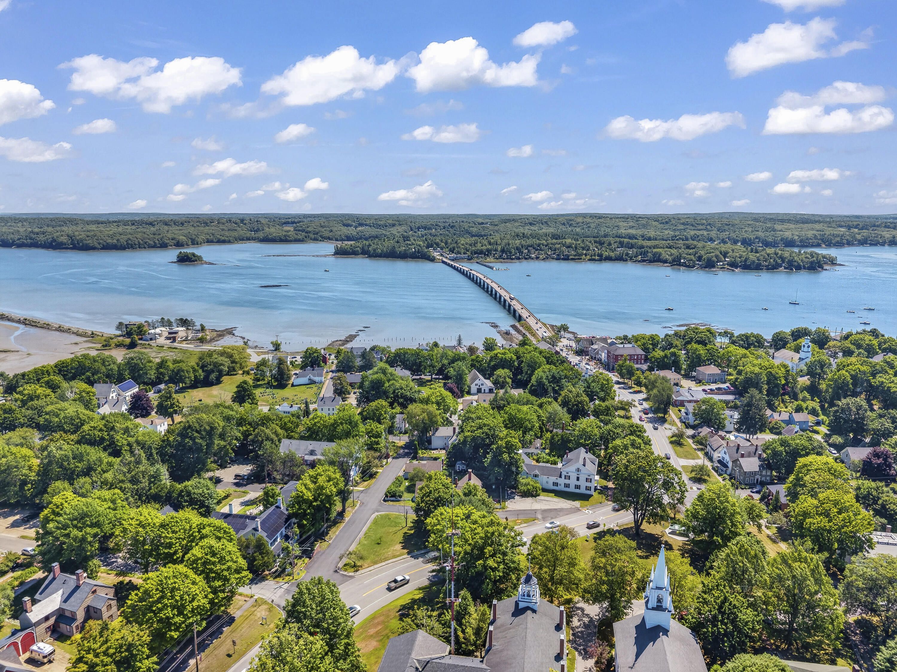 62 Pleasant Street, Wiscasset, ME 04578 62 Pleasant St_188