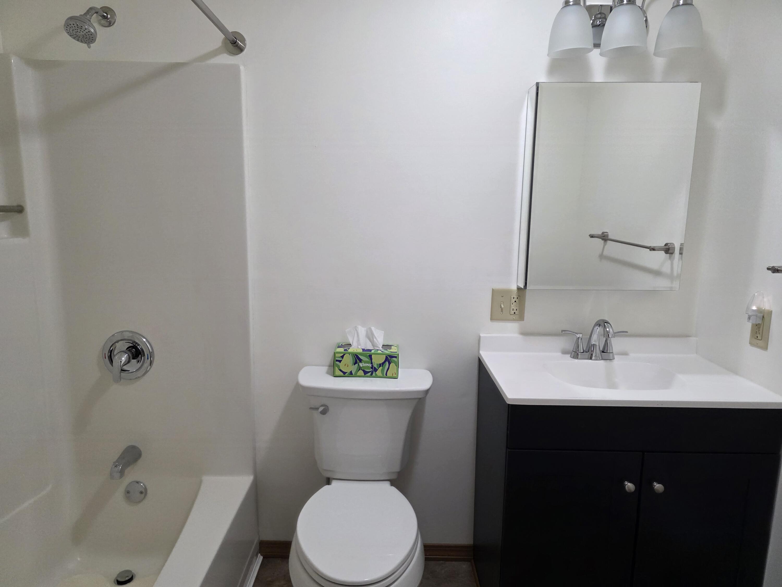 2 Number 10 Road, Dexter, ME 04930 12912