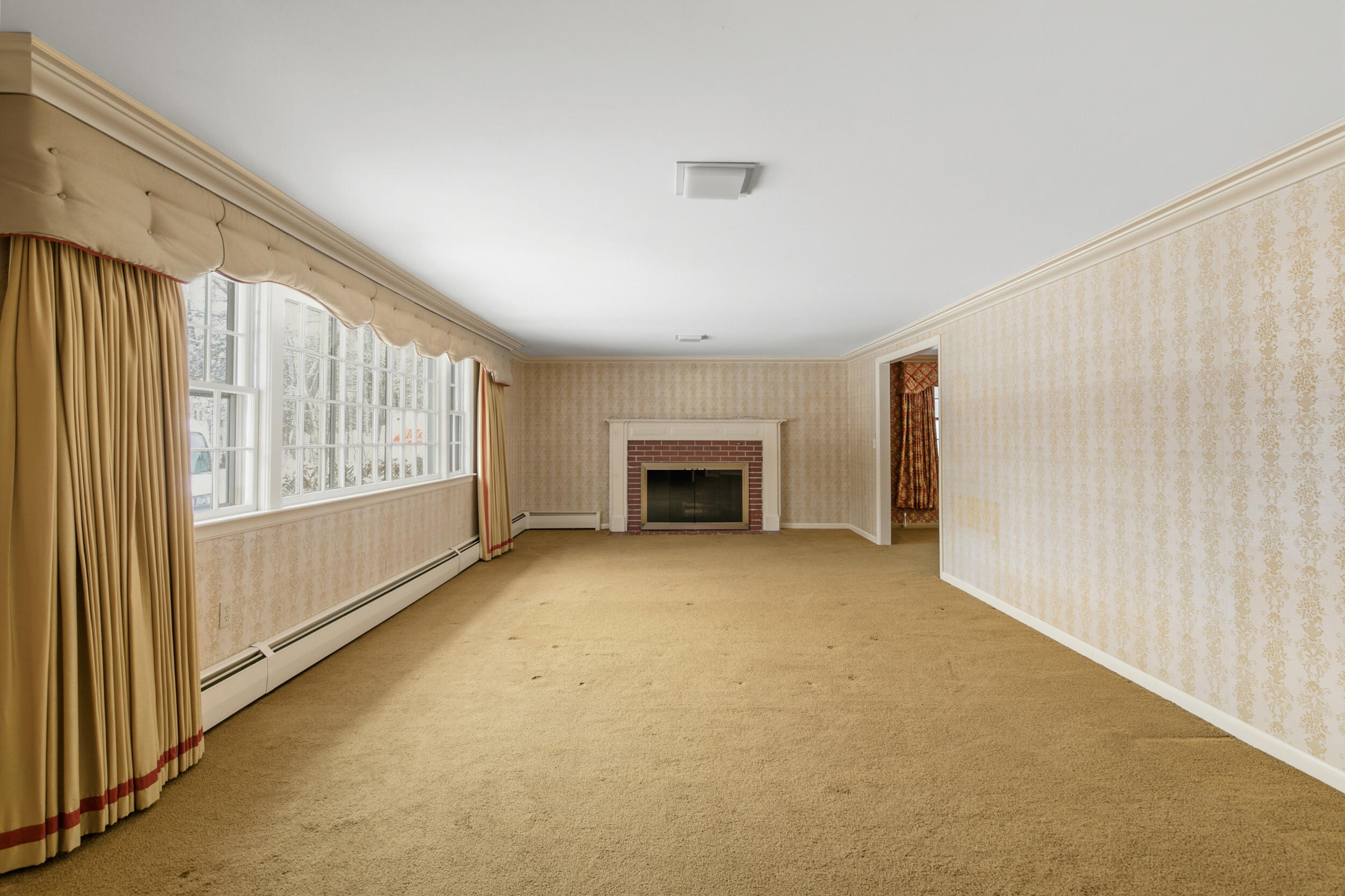 207 N High Street, Bridgton, ME, 04009