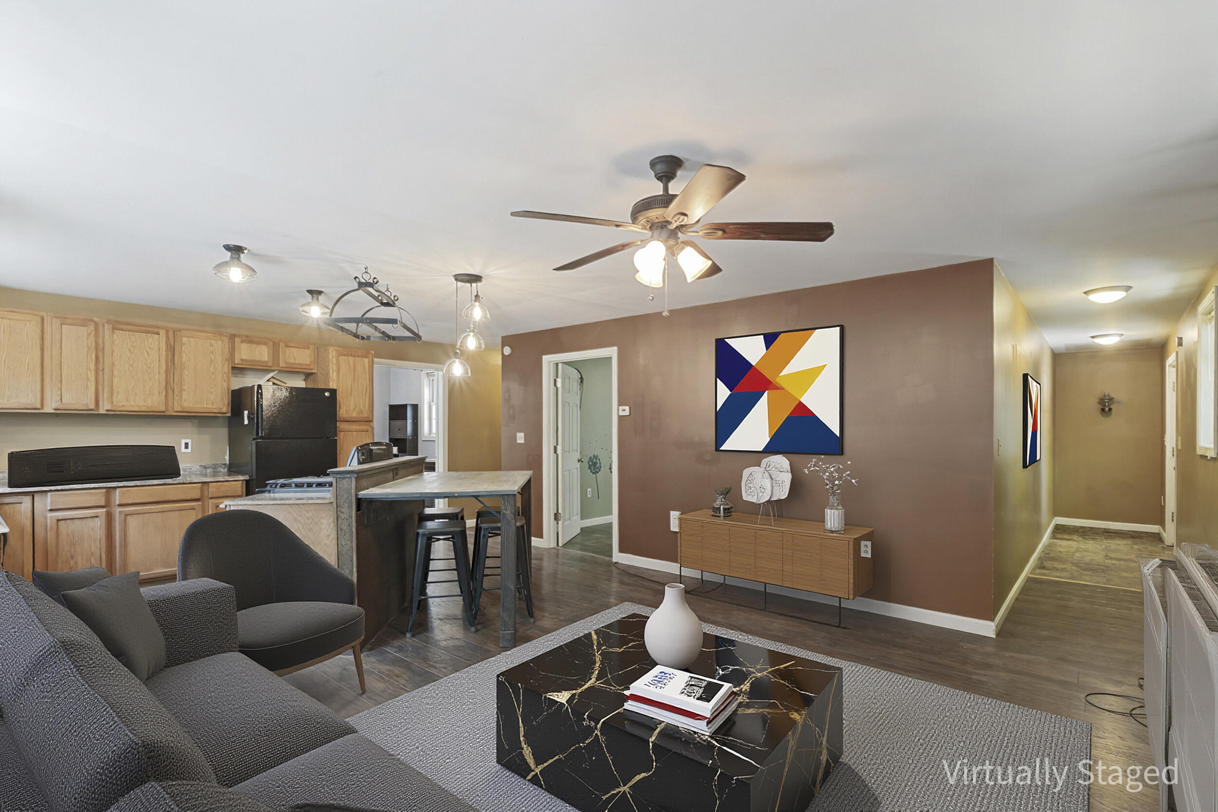 96_taylor_woods-staged-13