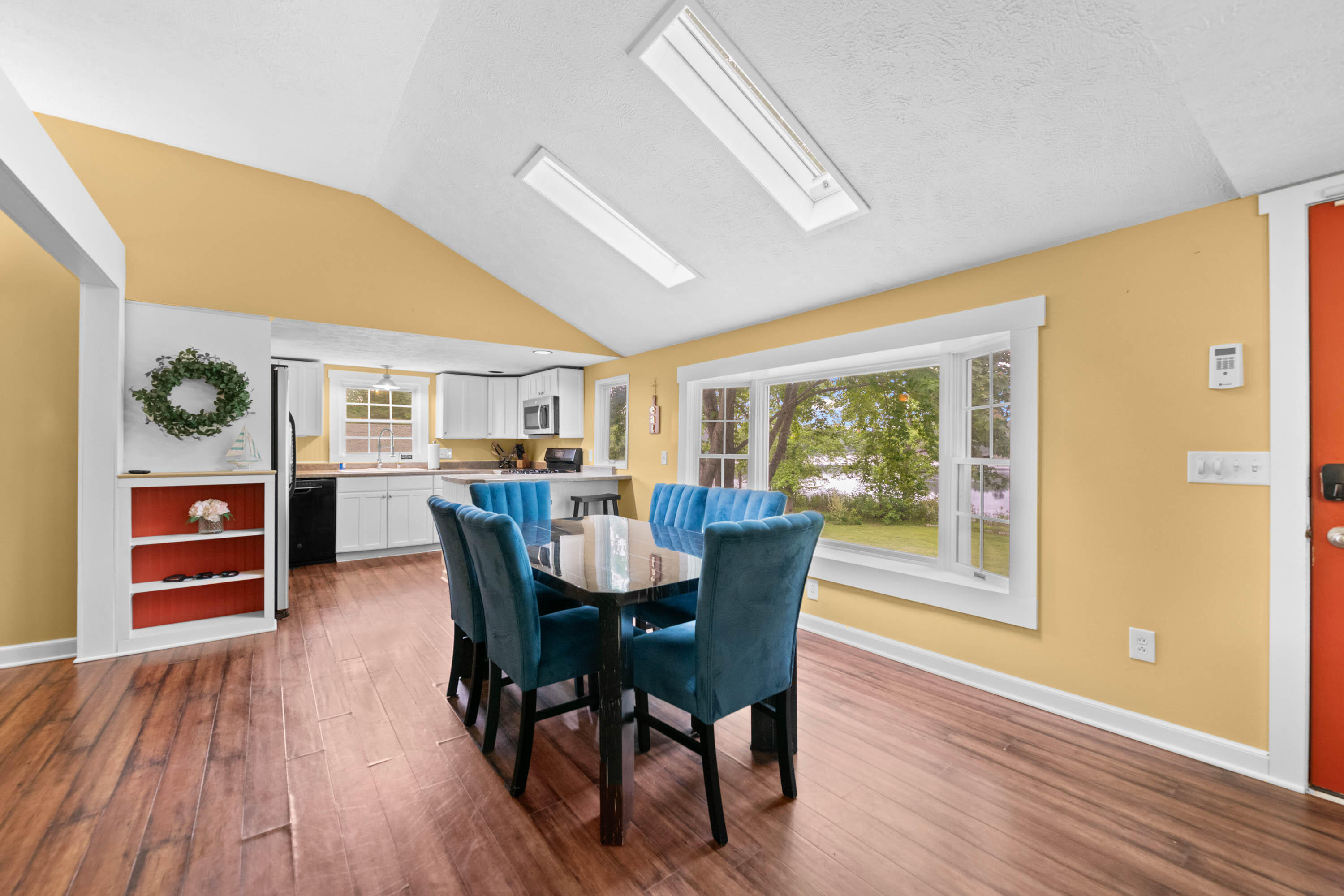 998 Lewiston Road, West Gardiner, ME, 04345