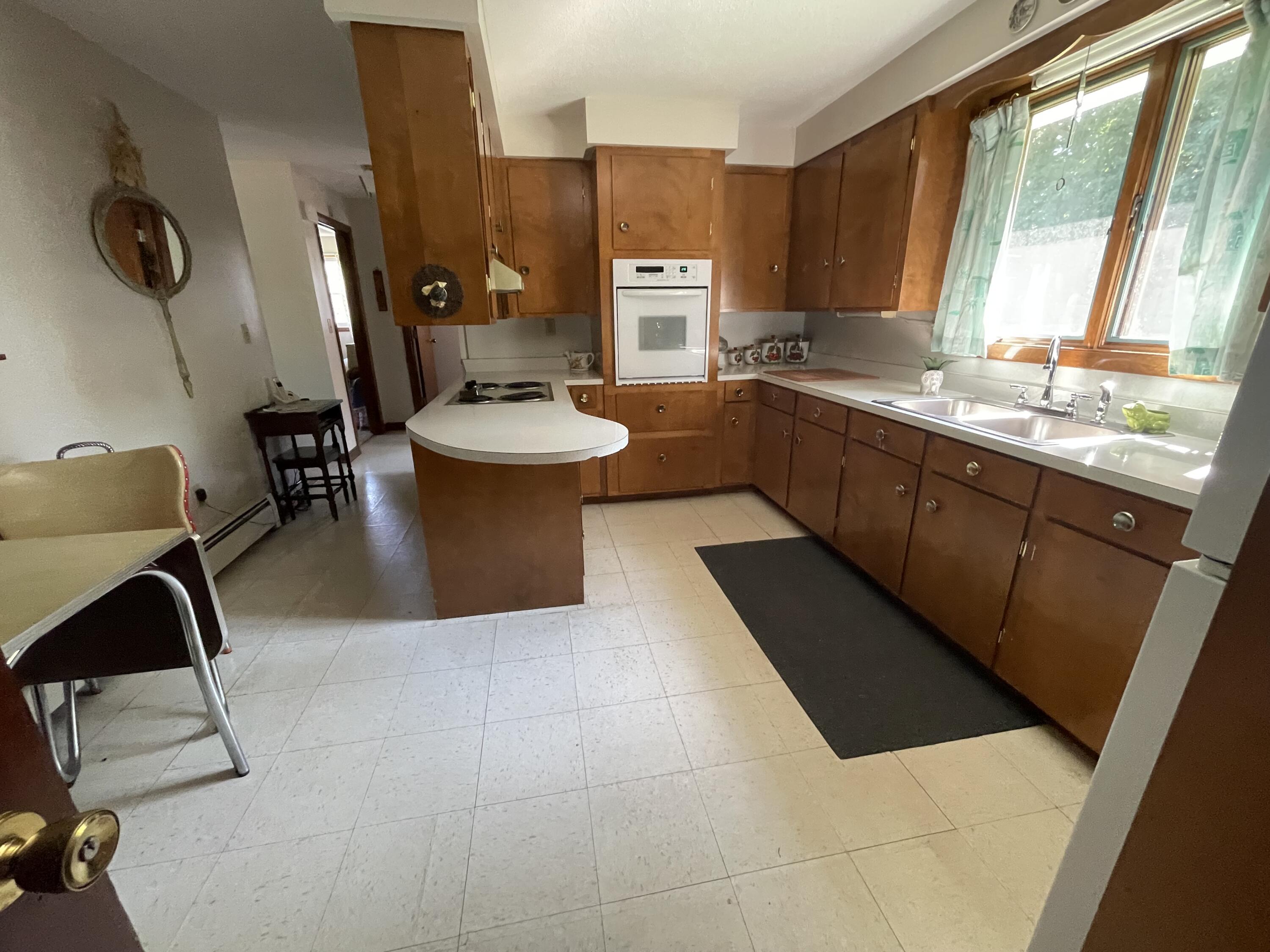 4 Macarthur Avenue
