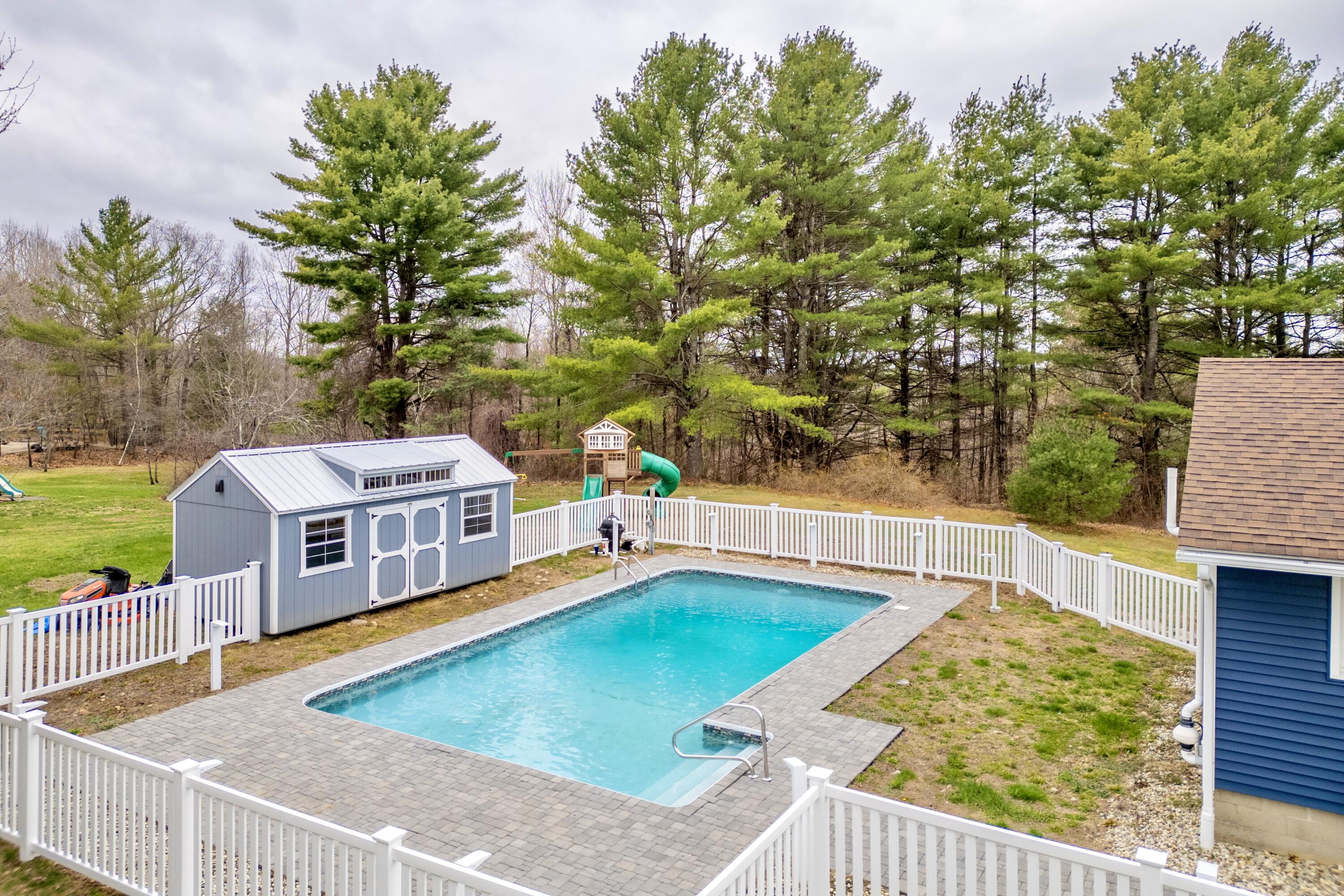 7 Sunset View Street, Gray, ME, 04039