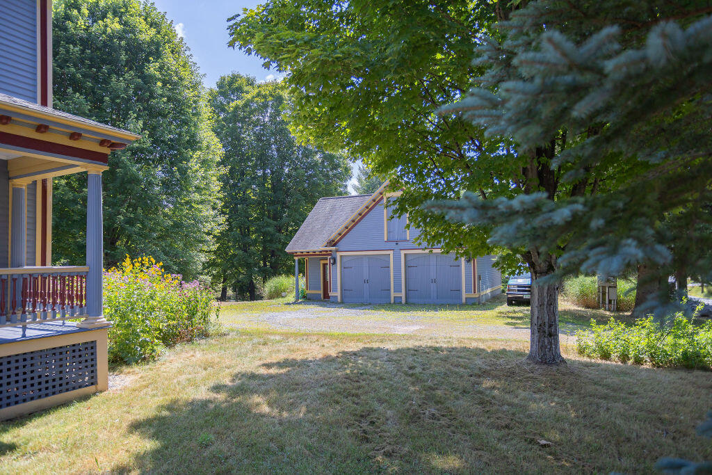 72 Main Street, Peru, ME, 04290