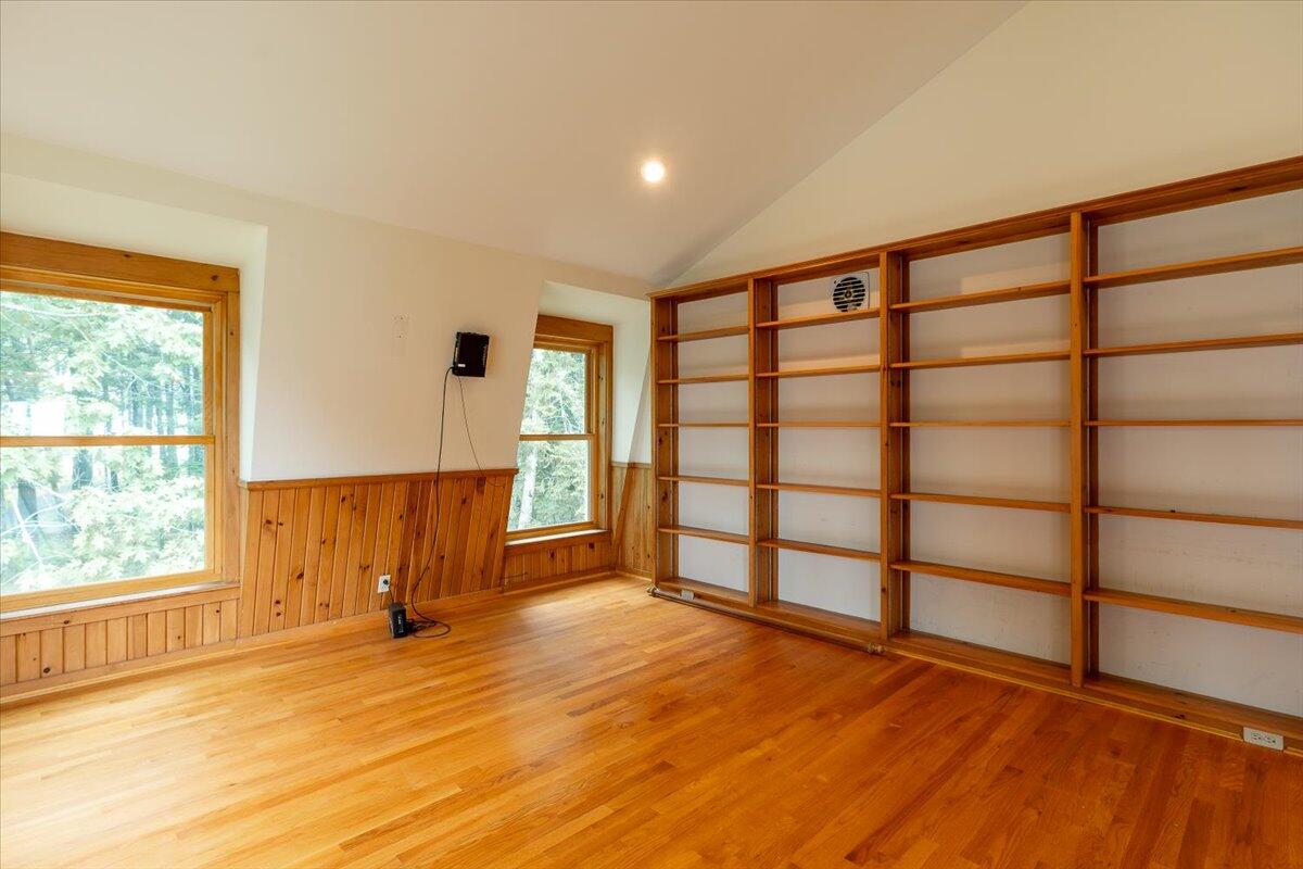 391 Main Road, Islesboro, ME, 04848