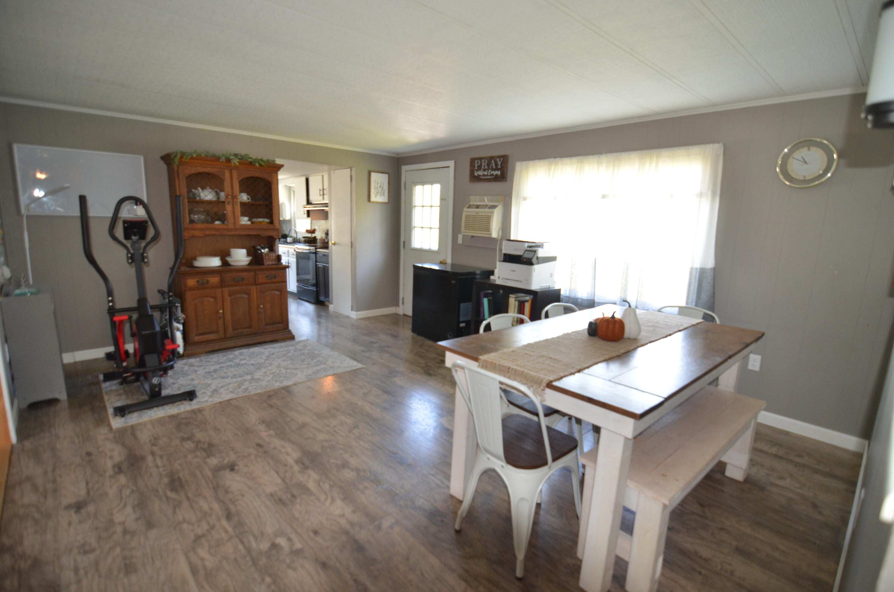 33 Coles Corner Road Road, Winterport, ME, 04496
