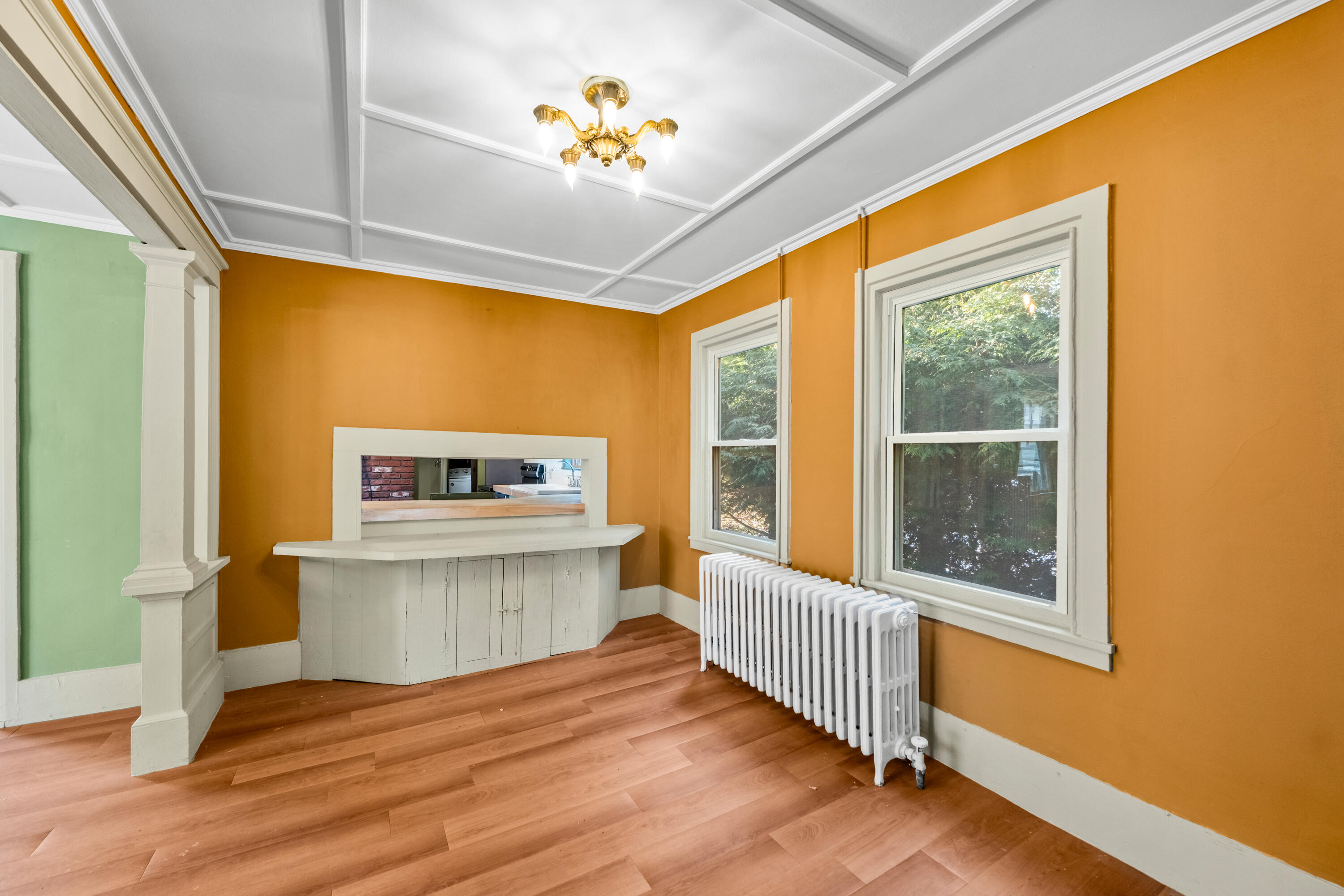 84 Pleasant Street