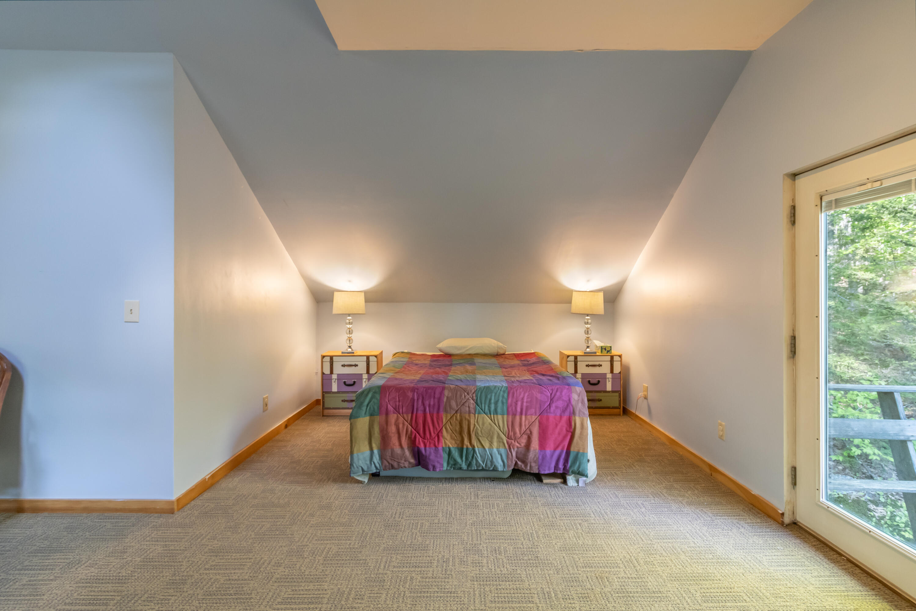 2nd floor bedroom