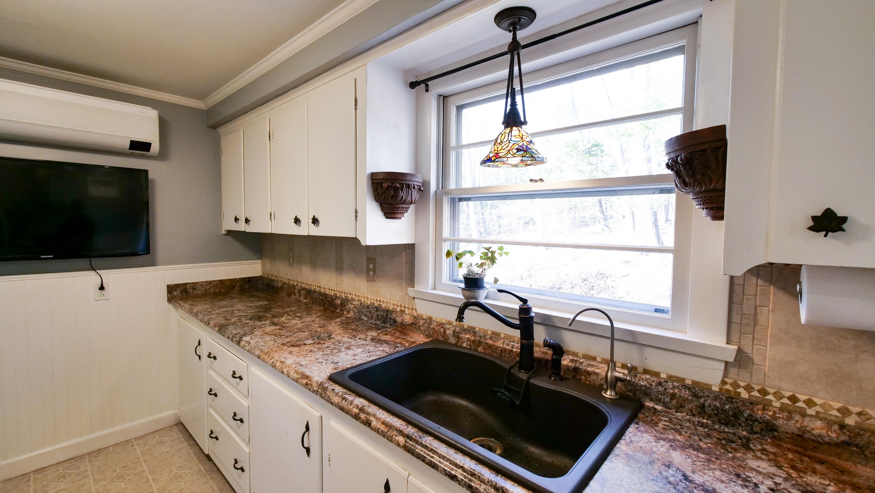 16 Gardner Road, Orono, ME, 04473