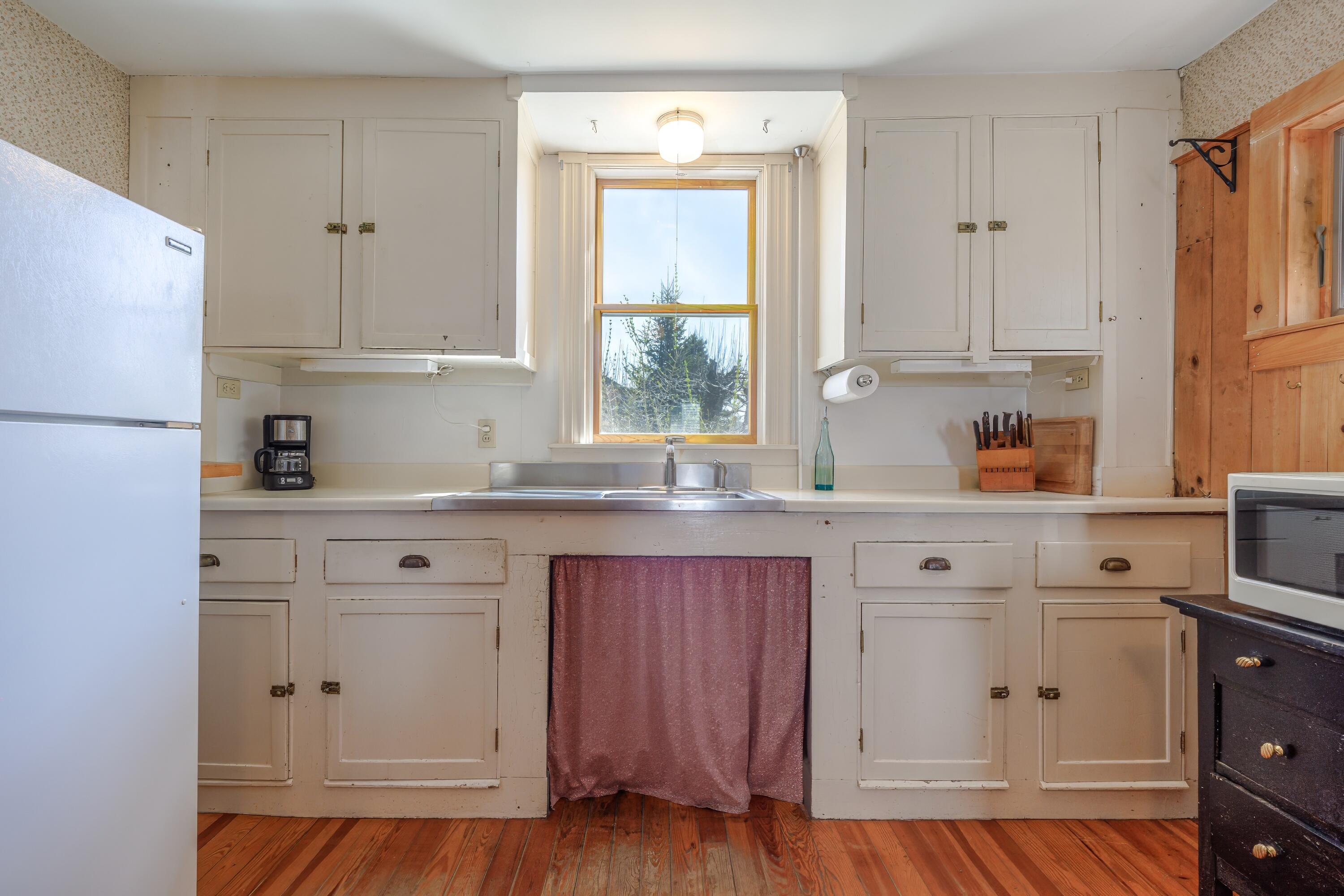 6 Sea Street, Northeast Harbor, Mount Desert, ME, 04662