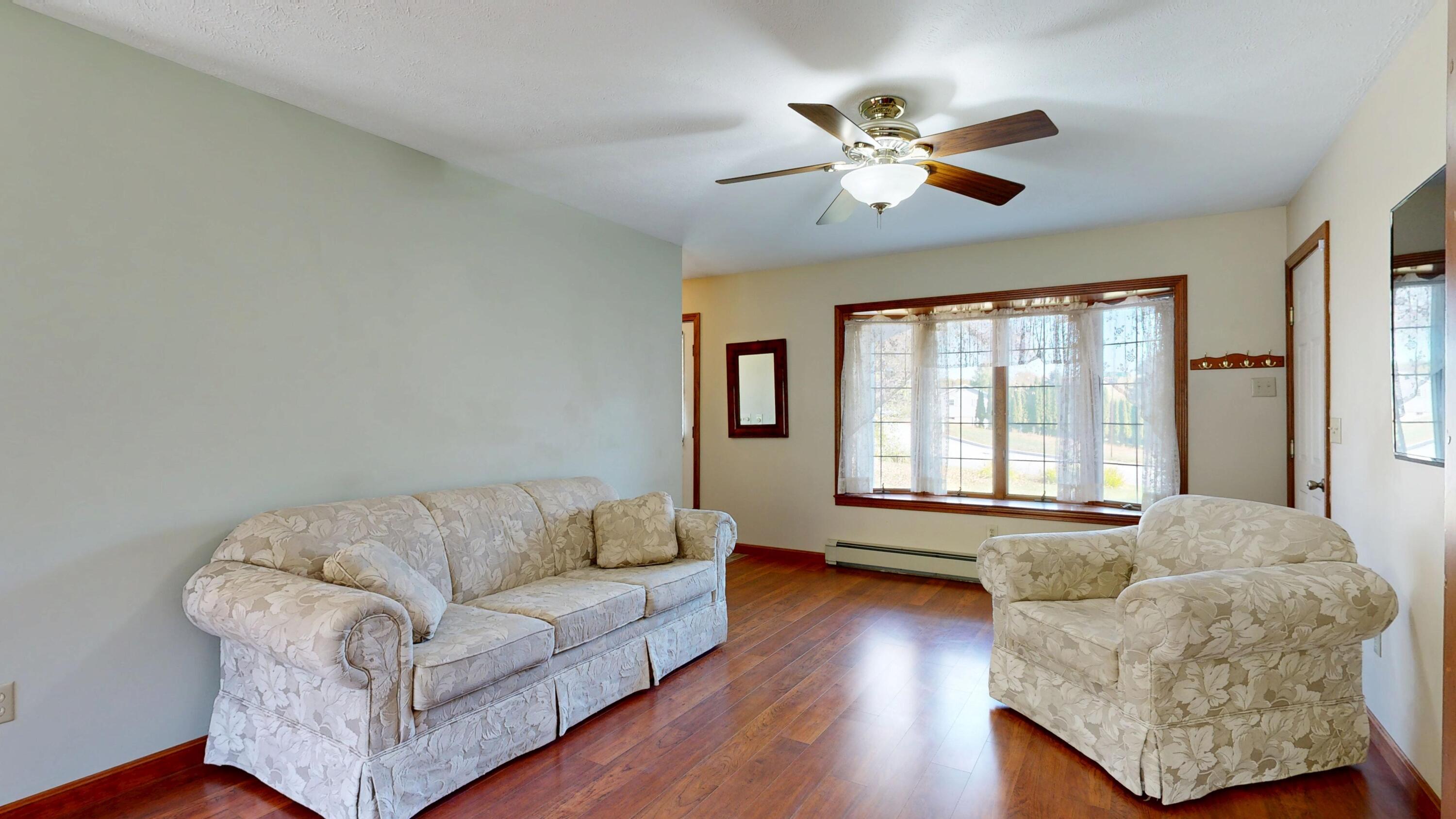 12 Hartford Street, Lewiston, ME, 04240