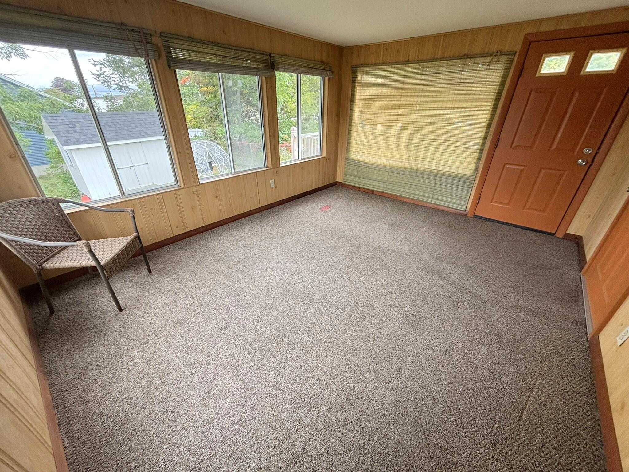 1st Unit Sunroom