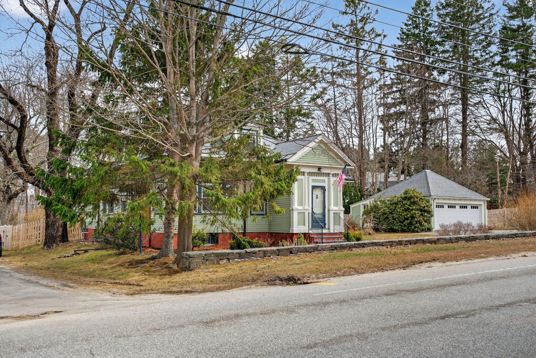 93 Foreside Road, Falmouth, ME, 04105