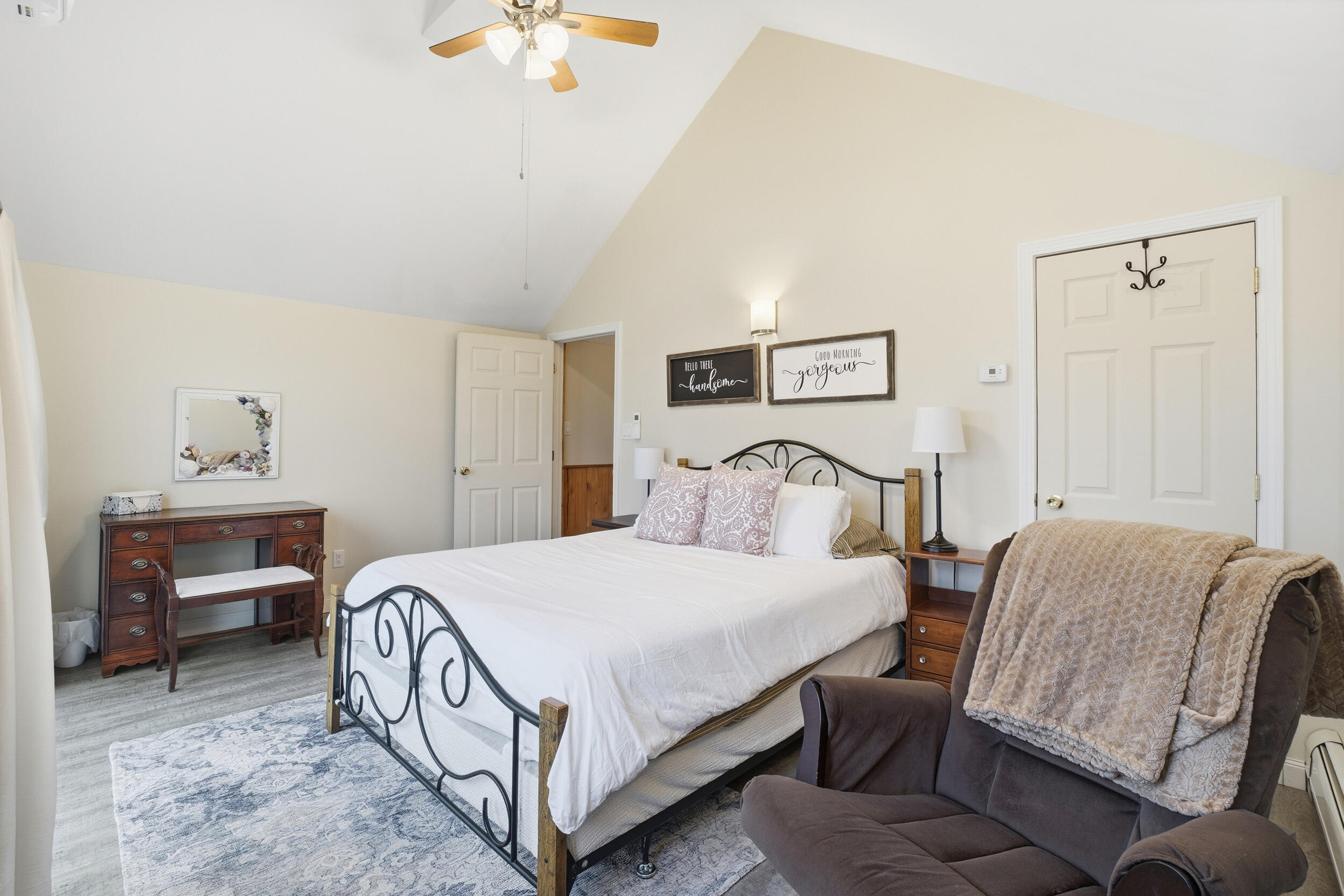 6 Mattanawcook Street, Lincoln, ME, 04457